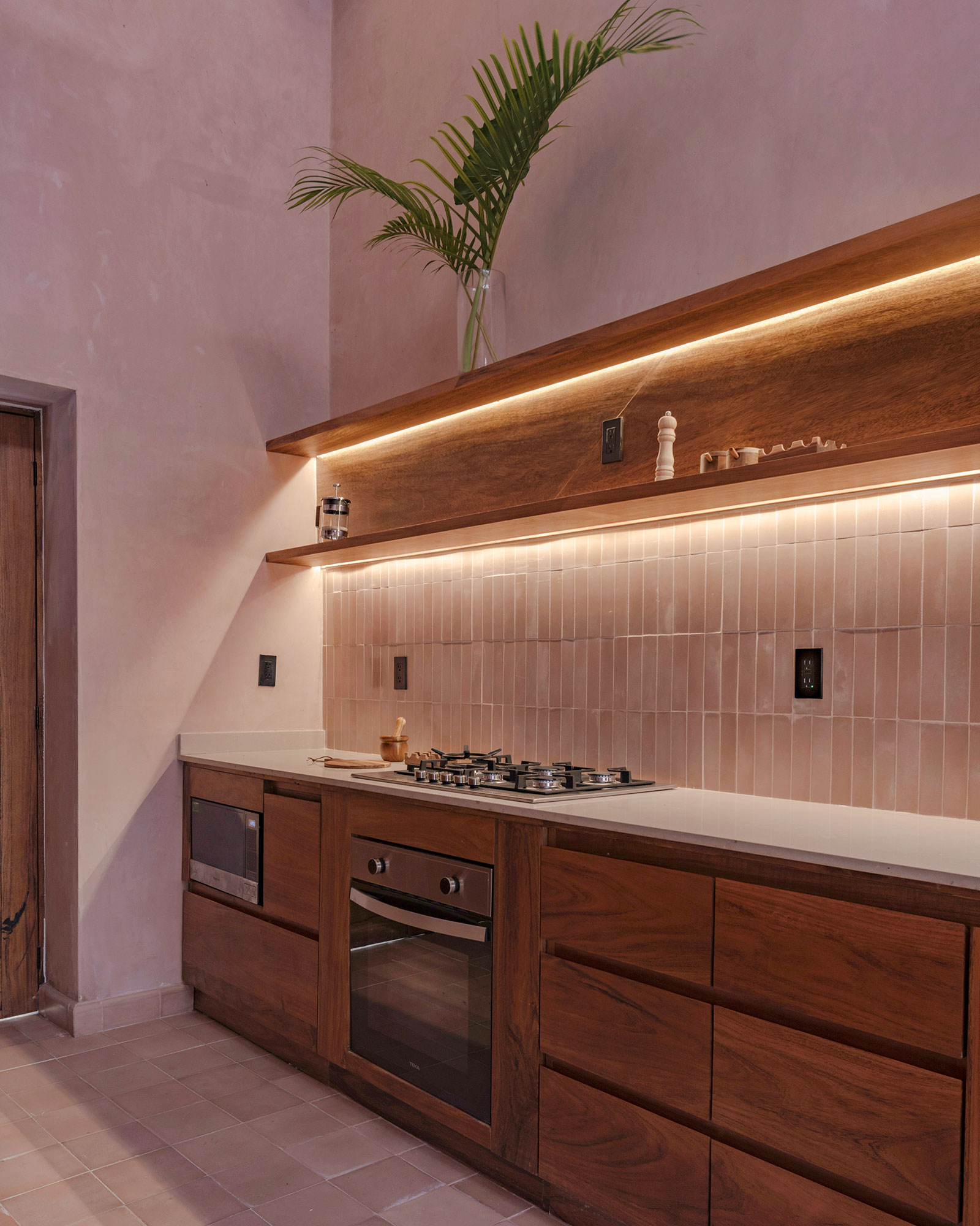 casa-rosa_villa_merida-mexico_interior-kitchen.jpg