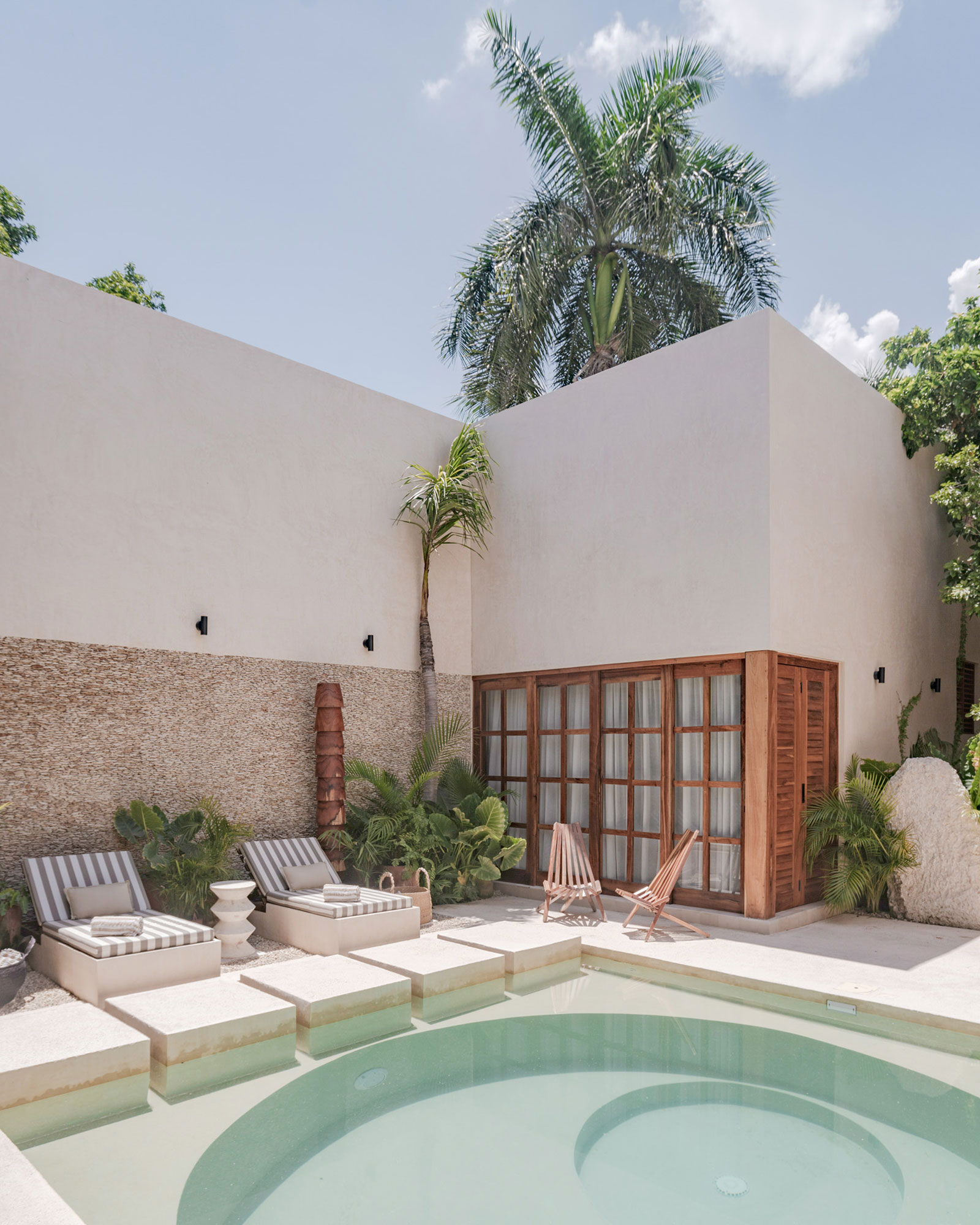 casa-piedra-merida_villa_merida-mexico_exterior-palms.jpg