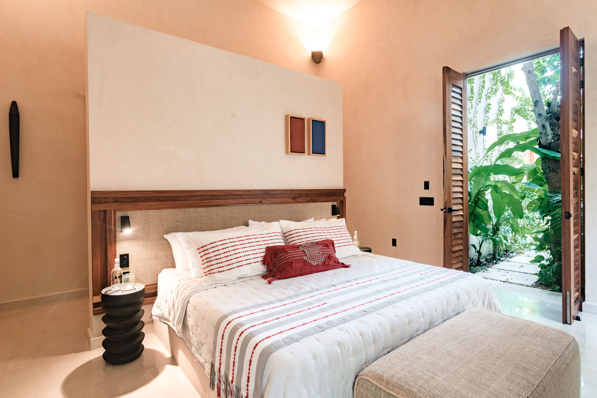casa-piedra-merida_villa_merida-mexico_interior-bedroom.jpg