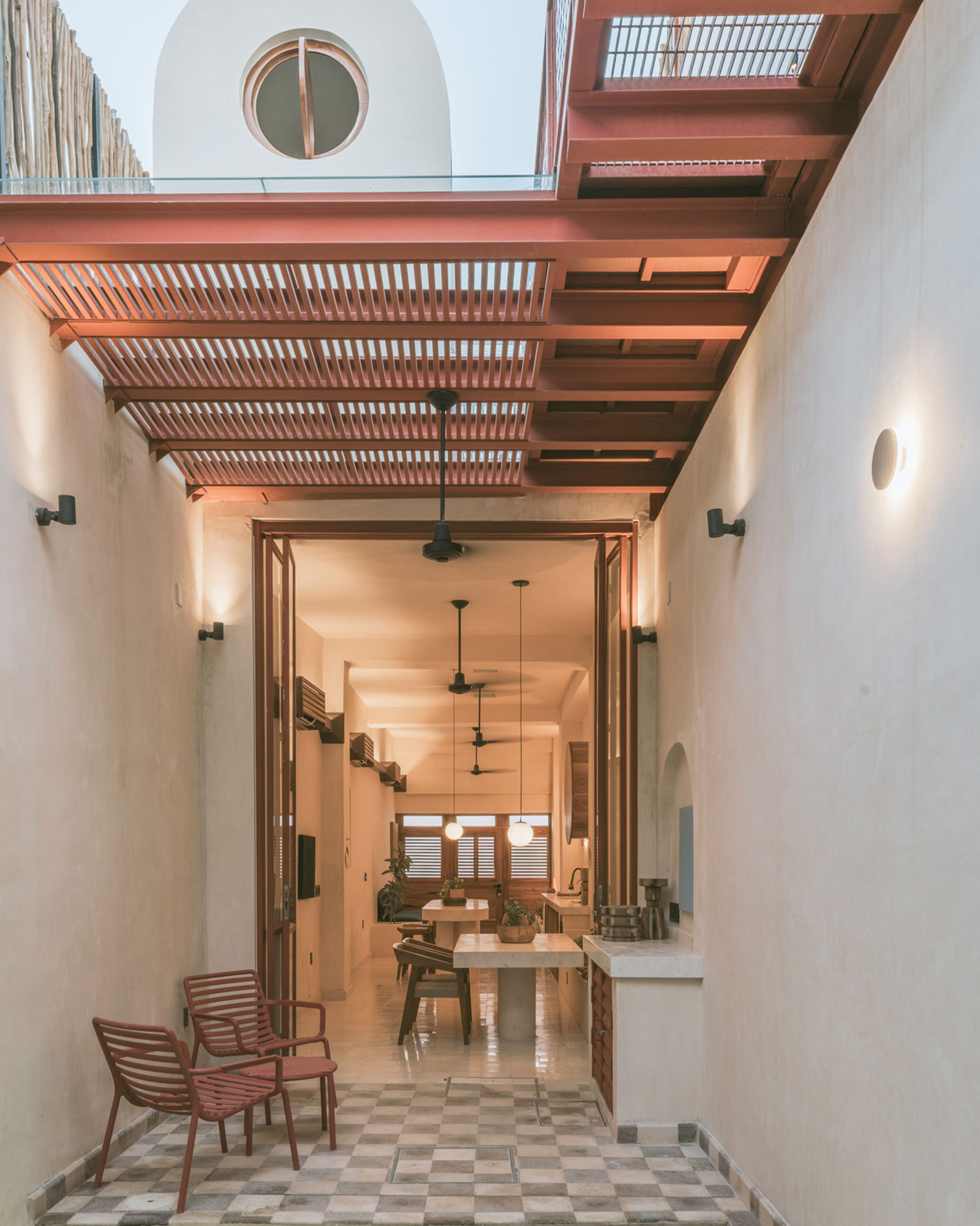 casa-chamaca-merida_house_merida-mexico_exterior-space.jpg