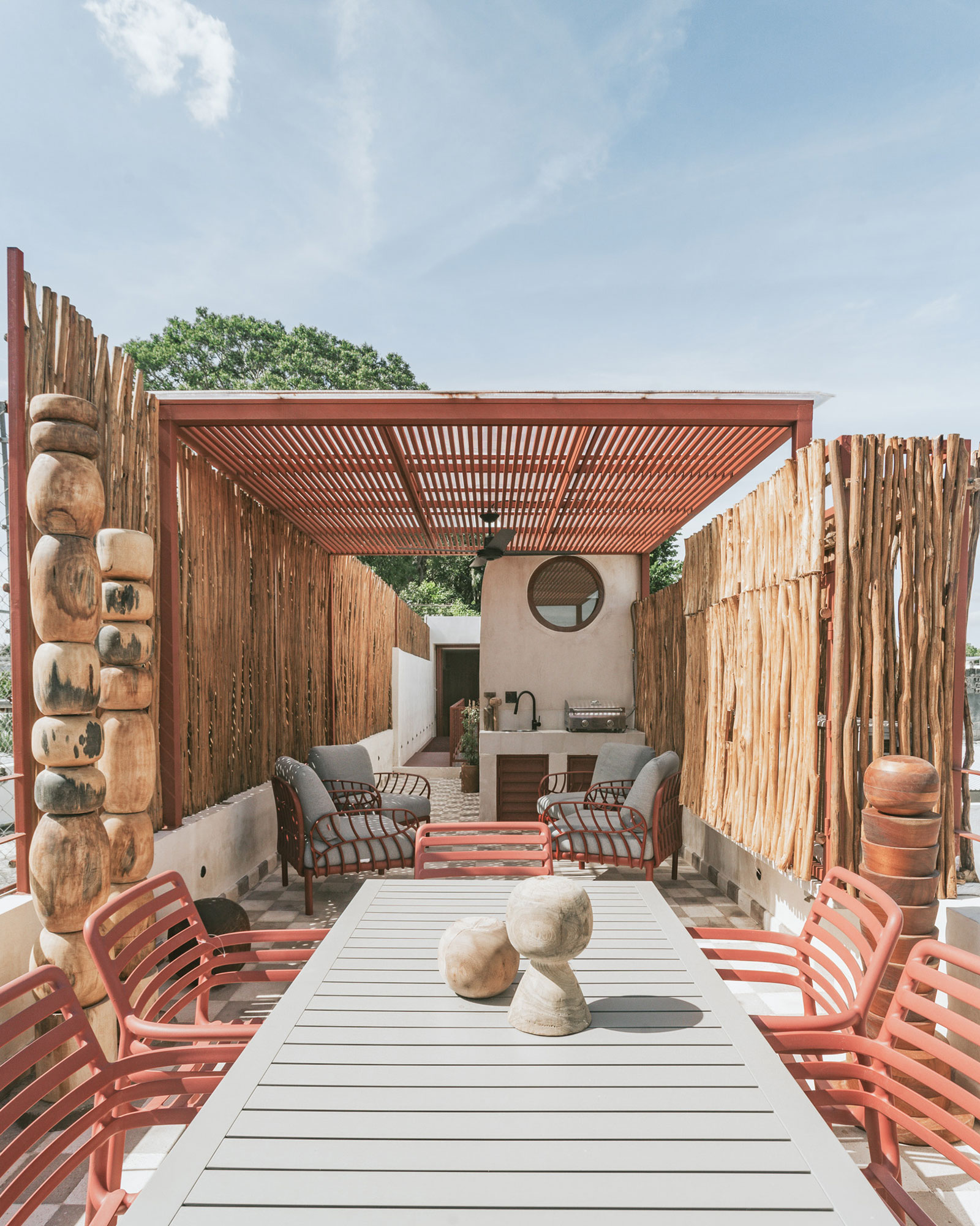 casa-chamaca-merida_house_merida-mexico_exterior-terrace-table.jpg