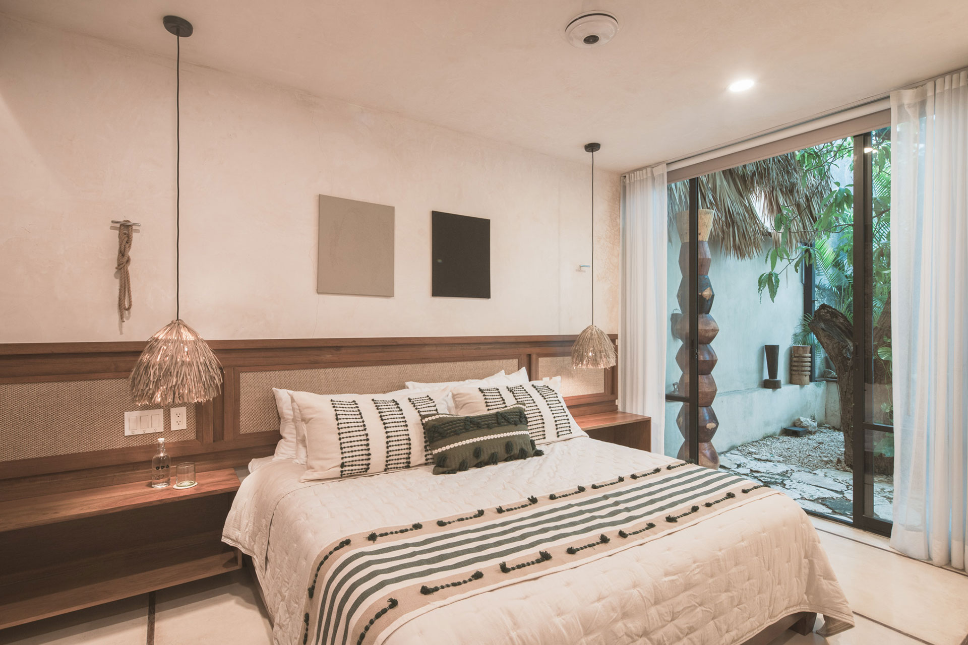 casa-ki-merida_house_merida-mexico_interior-bedroom-decor.jpg
