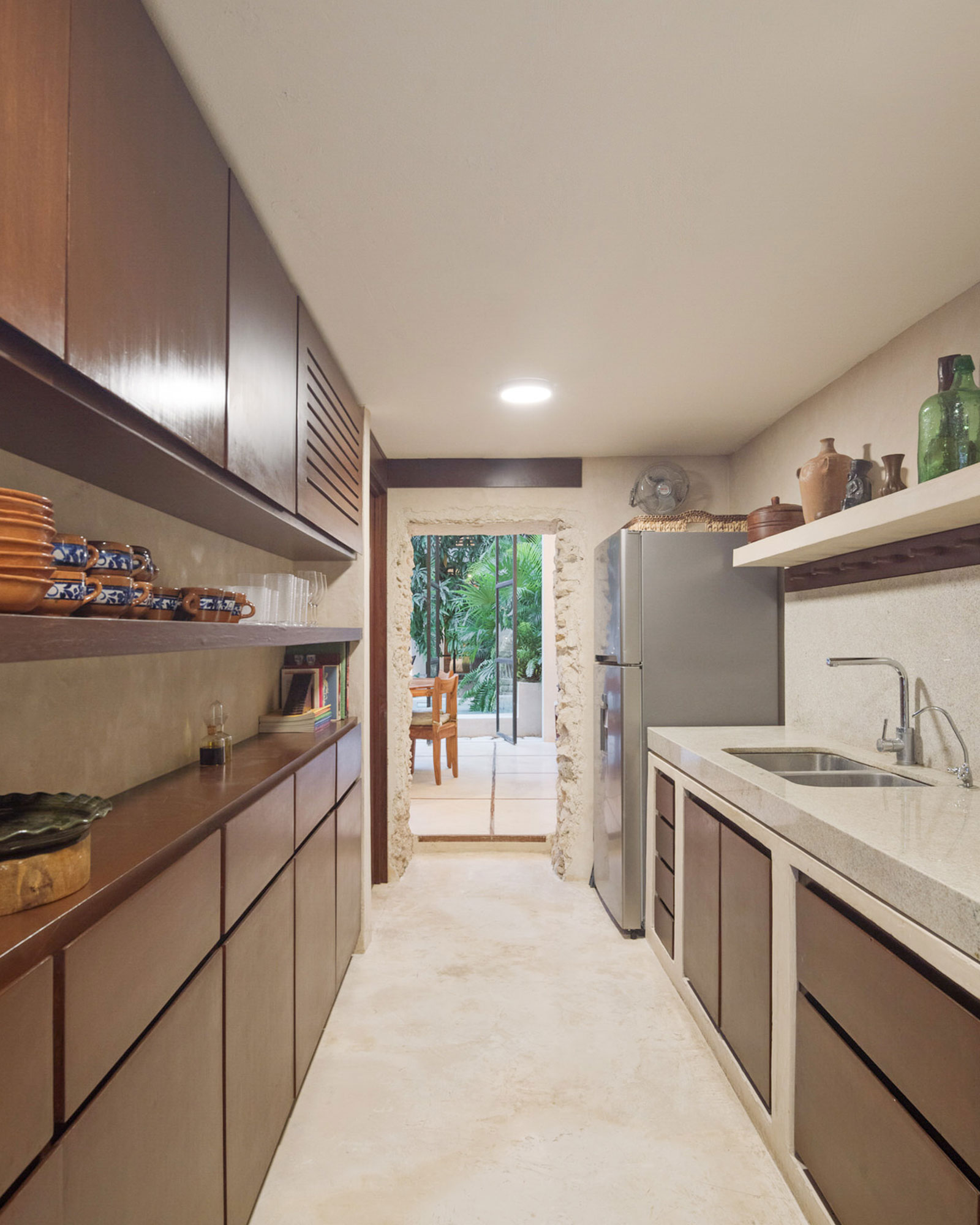 casa-ki-merida_house_merida-mexico_interior-kitchen.jpg