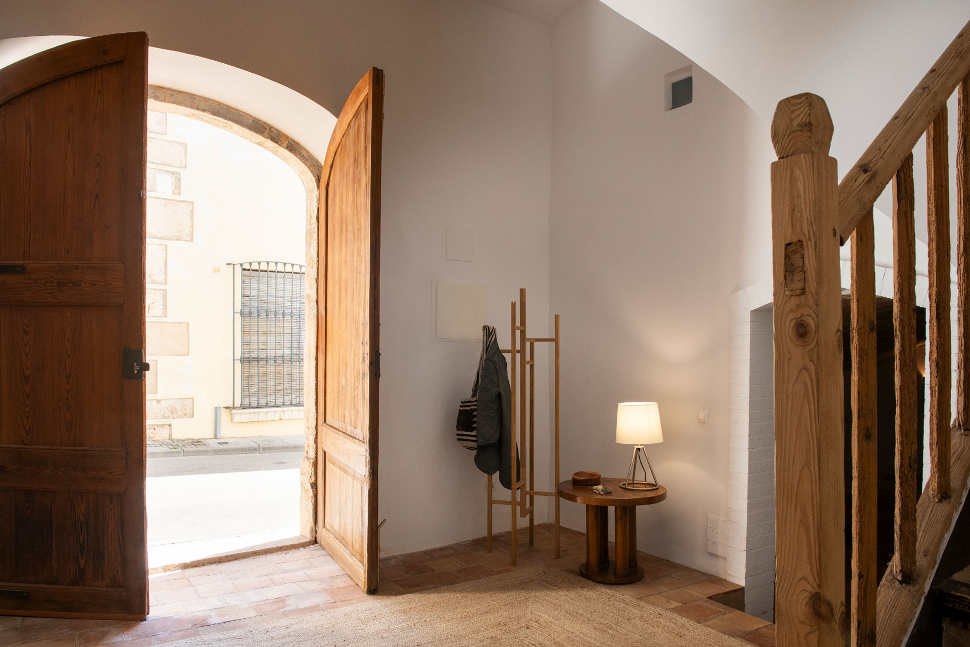 casa-maltesa_house_Catalonia-Spain_interior-entrance.jpg