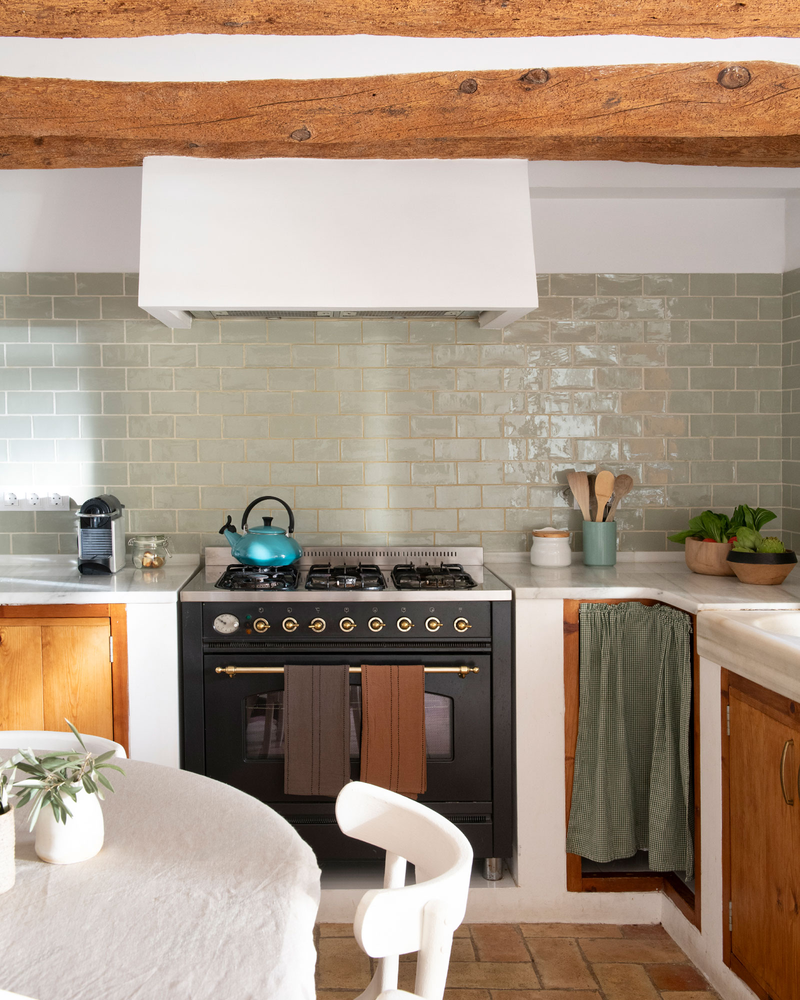 casa-maltesa_house_Catalonia-Spain_interior-kitchen-detail.jpg