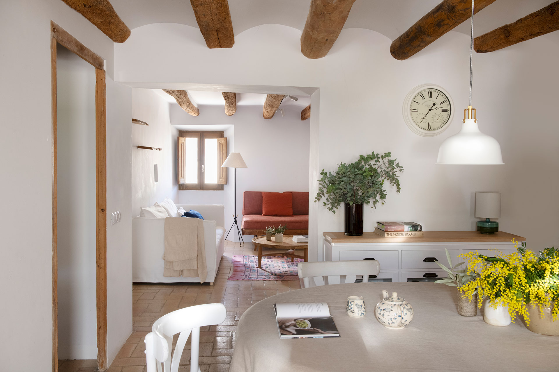 casa-maltesa_house_Catalonia-Spain_interior-room.jpg