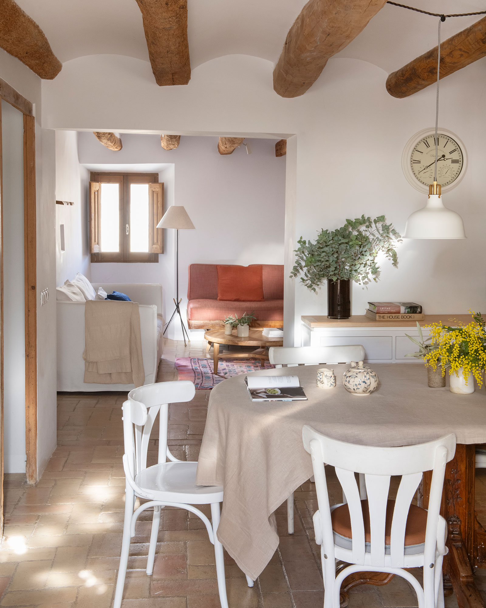 casa-maltesa_house_Catalonia-Spain_interior-space-detail.jpg