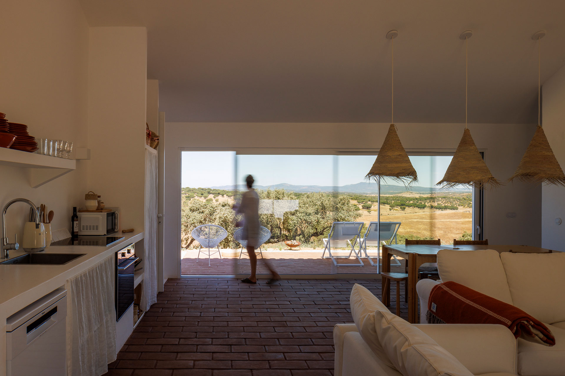vagar-do-pastor_farmhouse_evora-portugal_interior-room.jpg