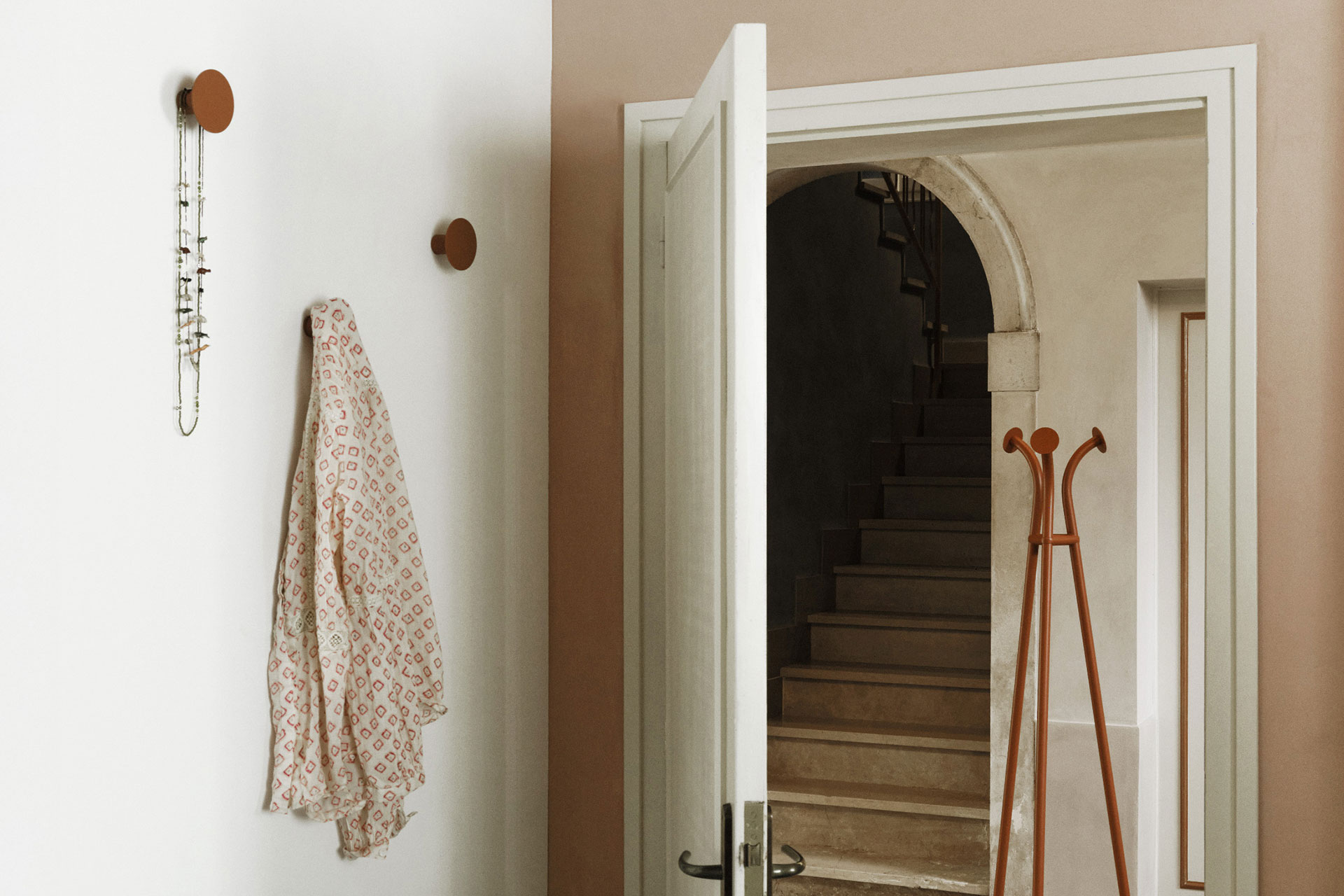 casa-della-sensa_palazzo_Veneto-italy_interior-door.jpg