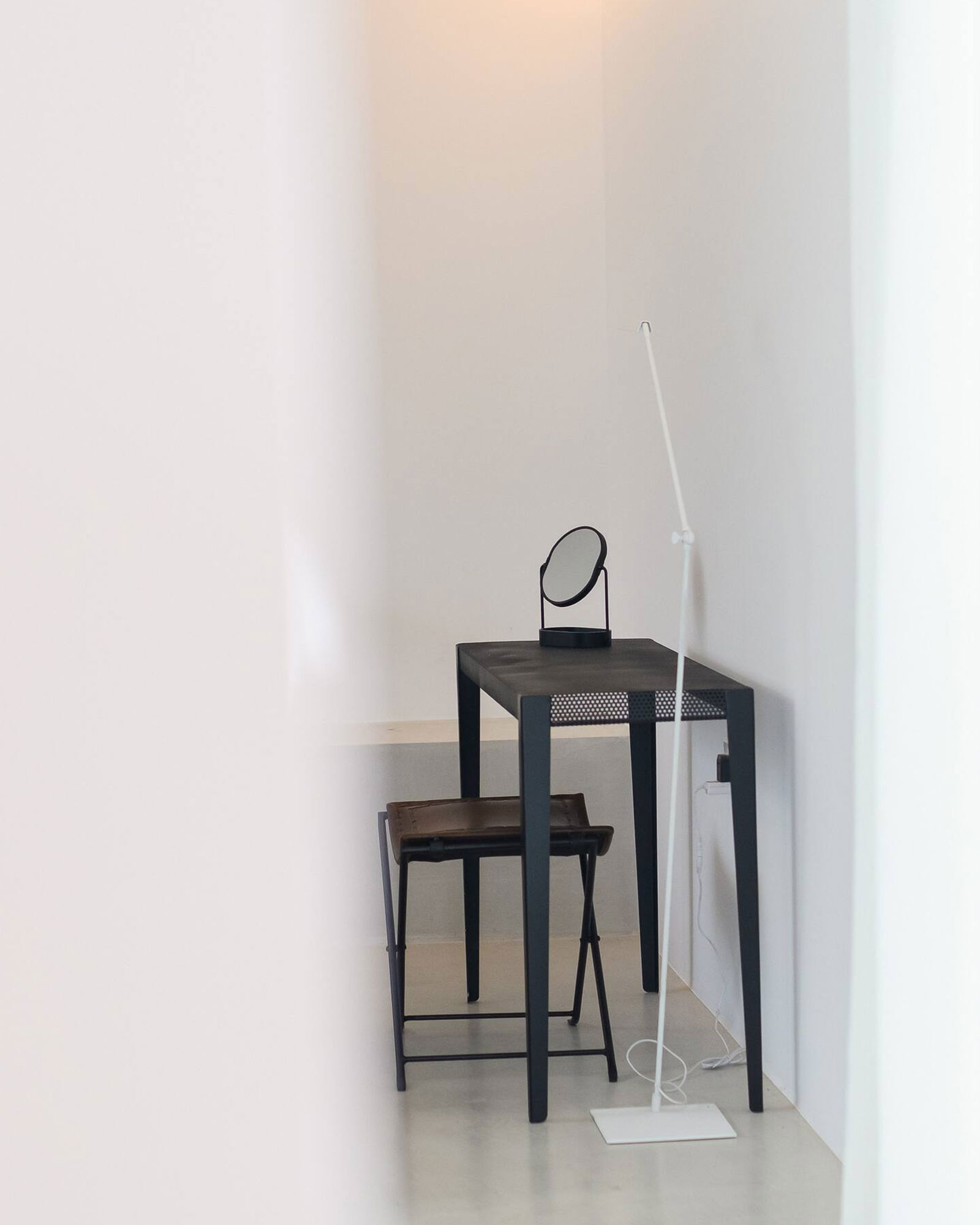 soul_house_Paphos-cyprus_interior-detail-desk.jpg