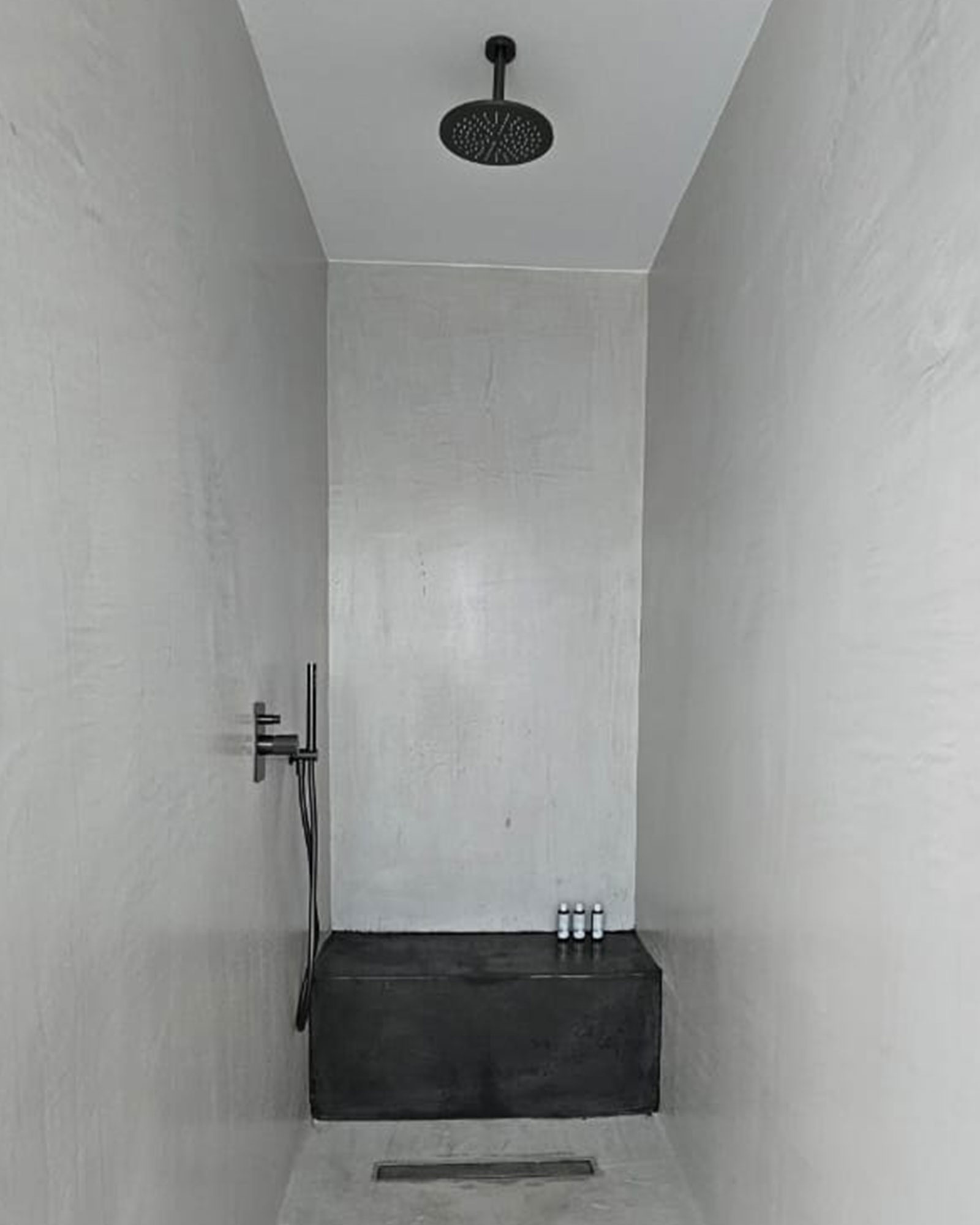 soul_house_Paphos-cyprus_interior-shower.jpg