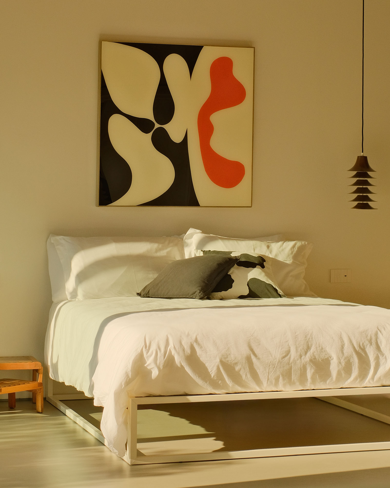 masseria-li-cafari_villa_puglia-italy_interior-bed.jpg