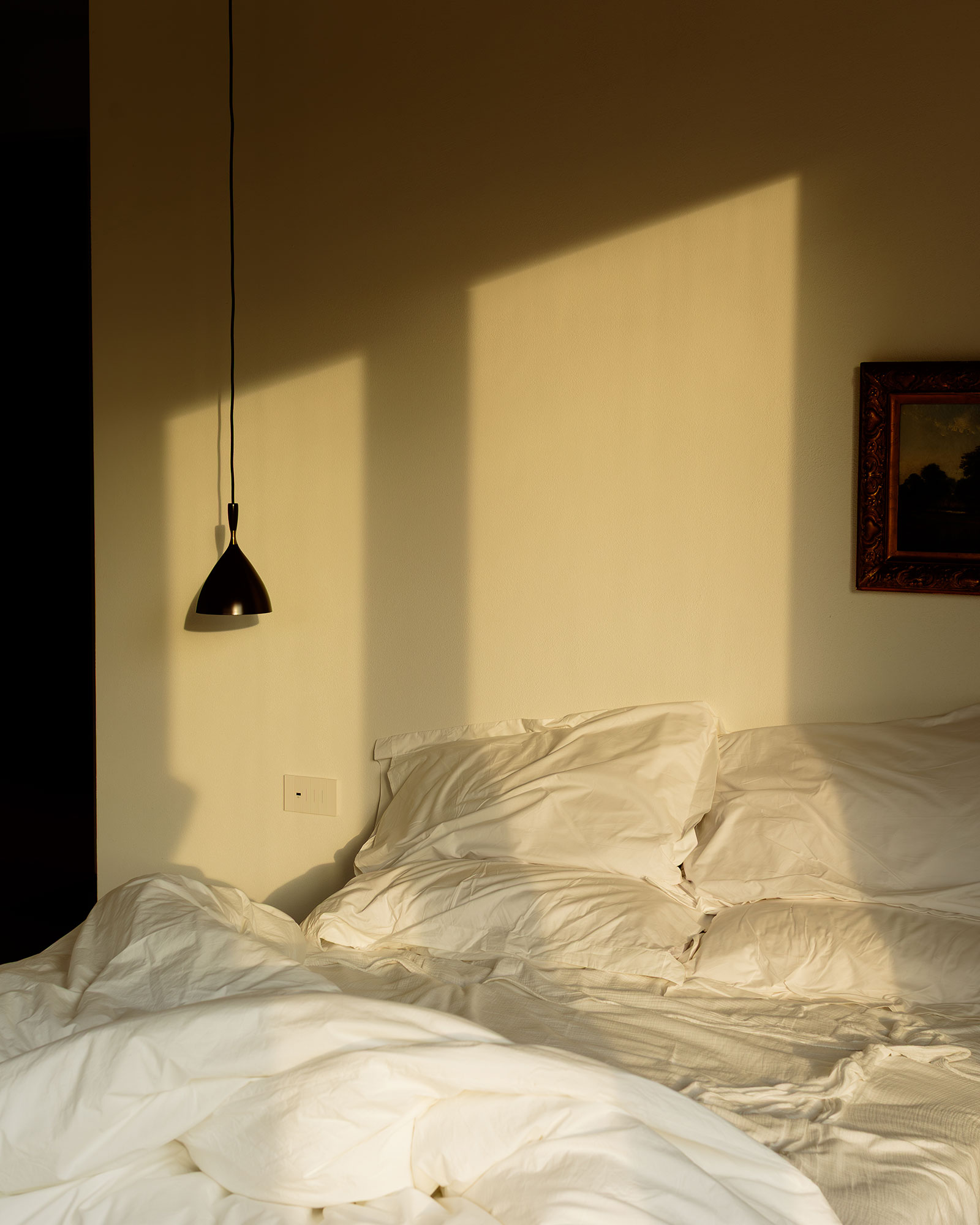 masseria-li-cafari_villa_puglia-italy_interior-bed-detail.jpg