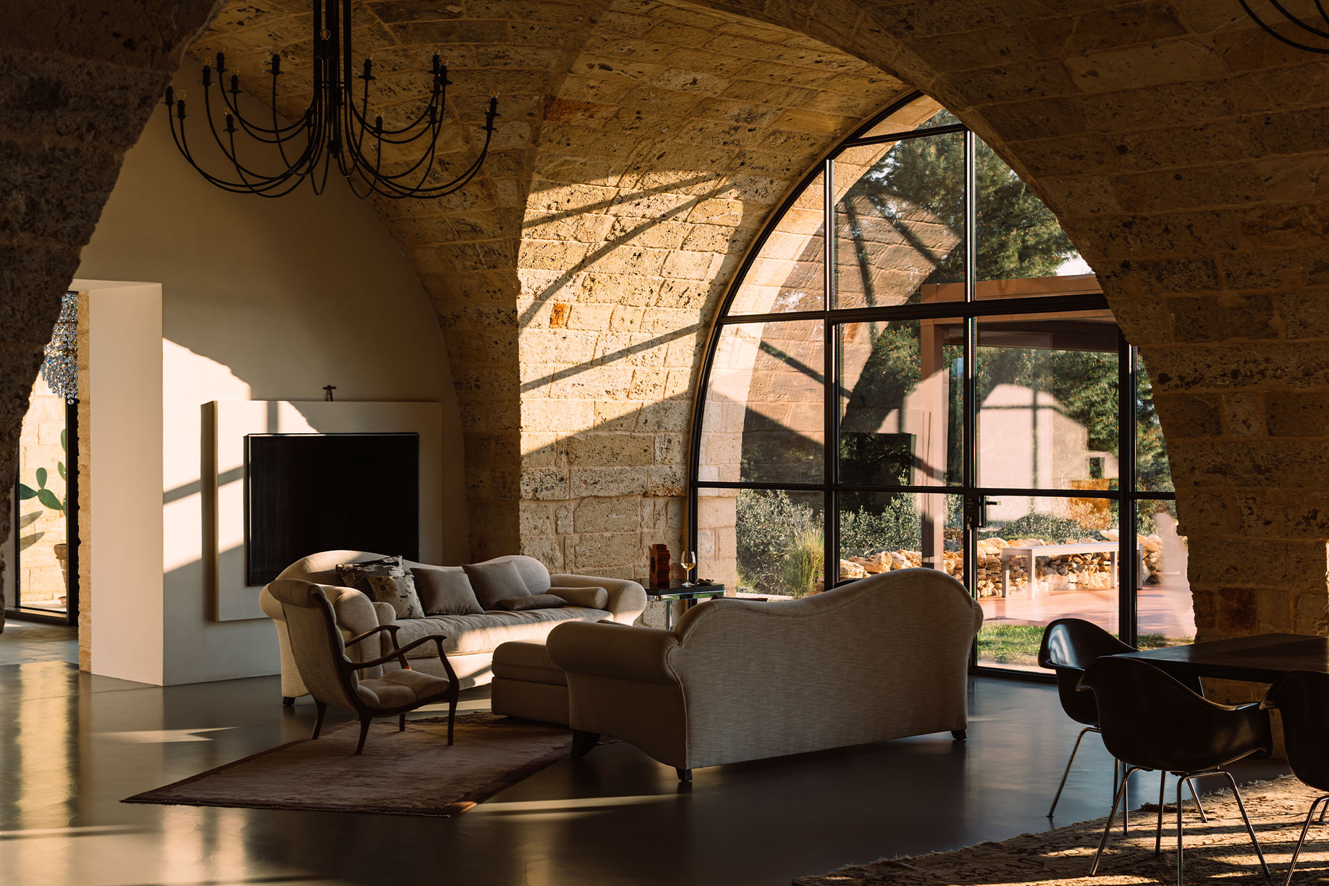 masseria-li-cafari_villa_puglia-italy_interior-room.jpg