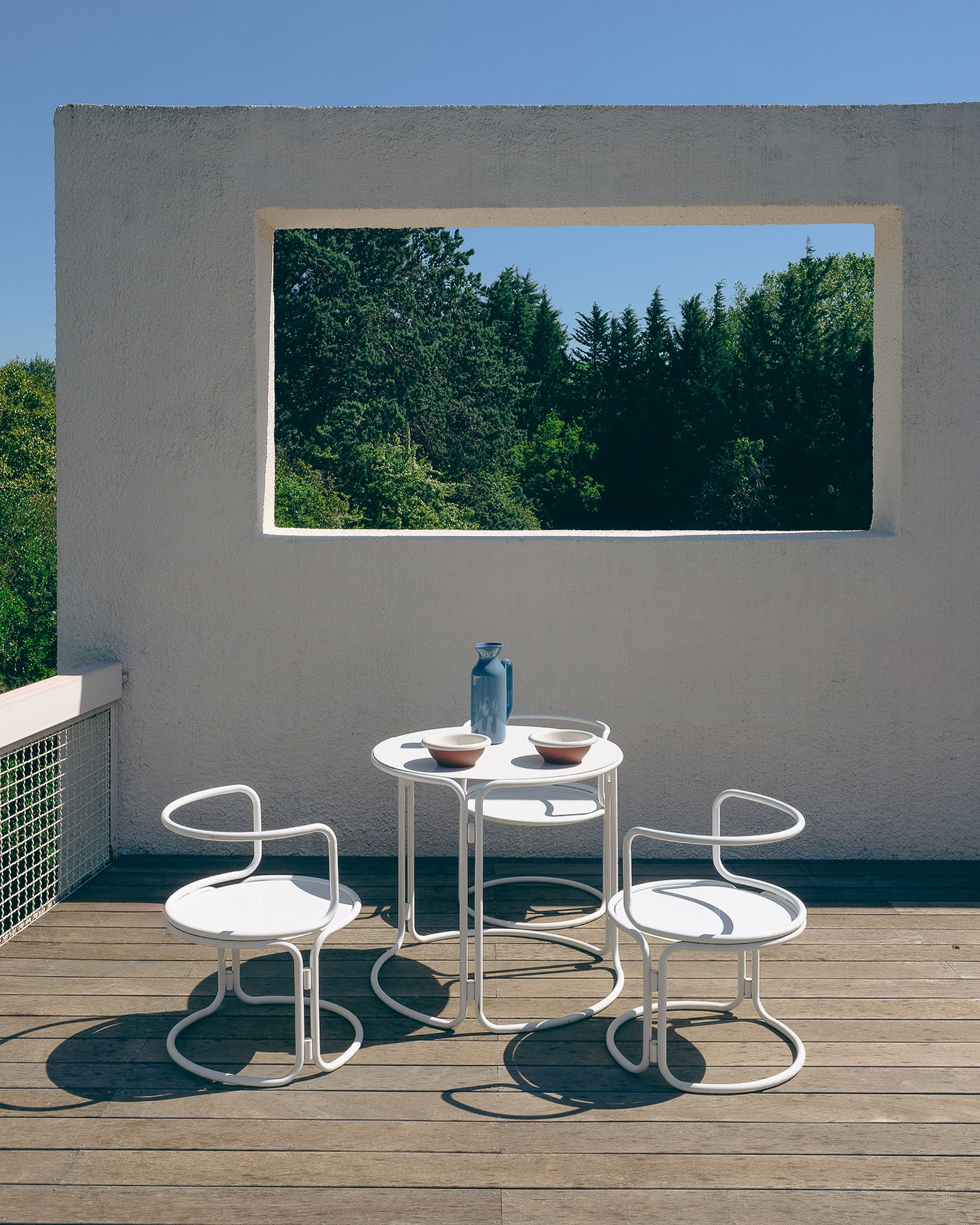 casa-ideale-villa-bank_villa_arles-france_exterior-terrace-design.jpg