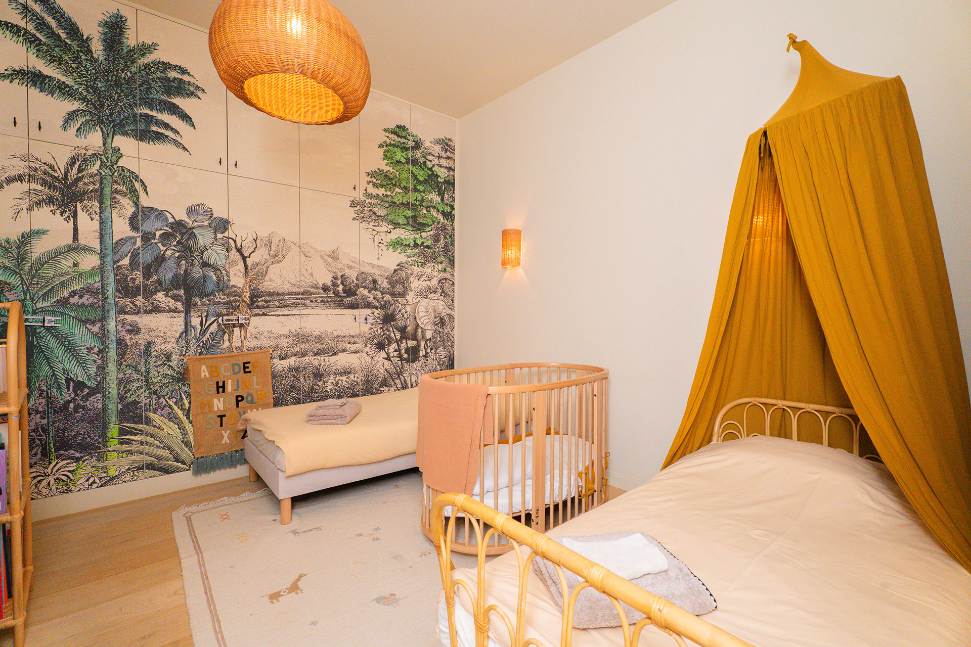 the-golden-light-house_apartment_paris-france_interior-bedroom-kids.jpg
