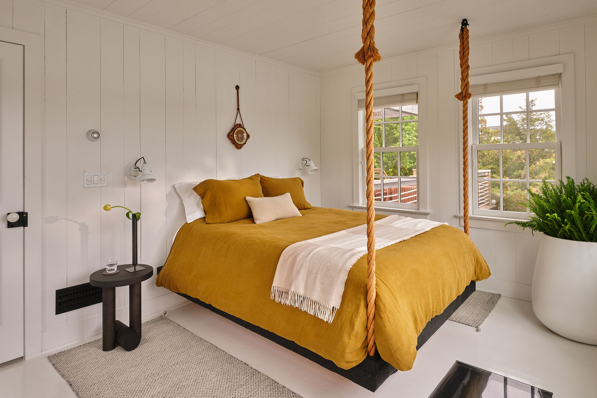 the-boat-house-shelter-island_house_shelter-island-new-york-usa_interior-bedroom-3.jpg