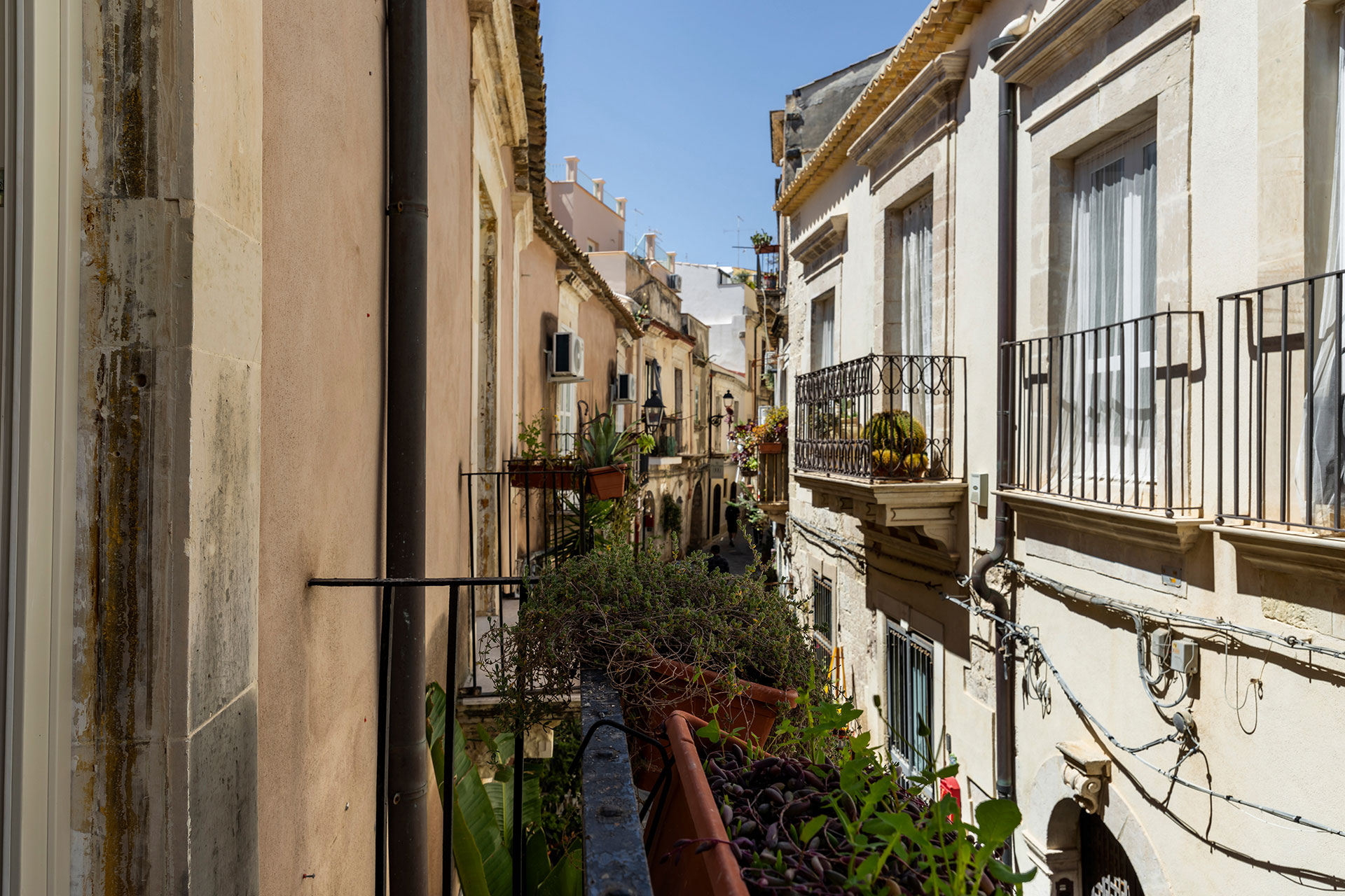 casa-lureca_house_sicily-italy_exterior-view.jpg