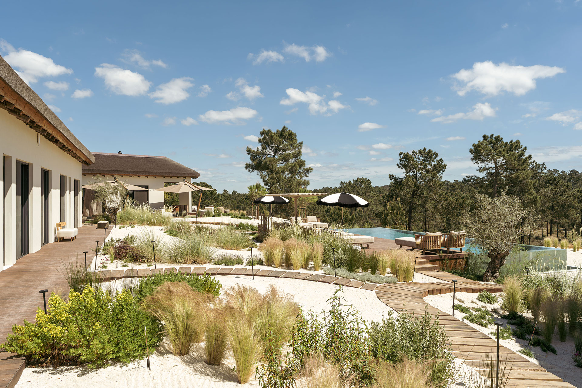 villa-stark_villa_comporta-setubal-portugal_exterior-design.jpg