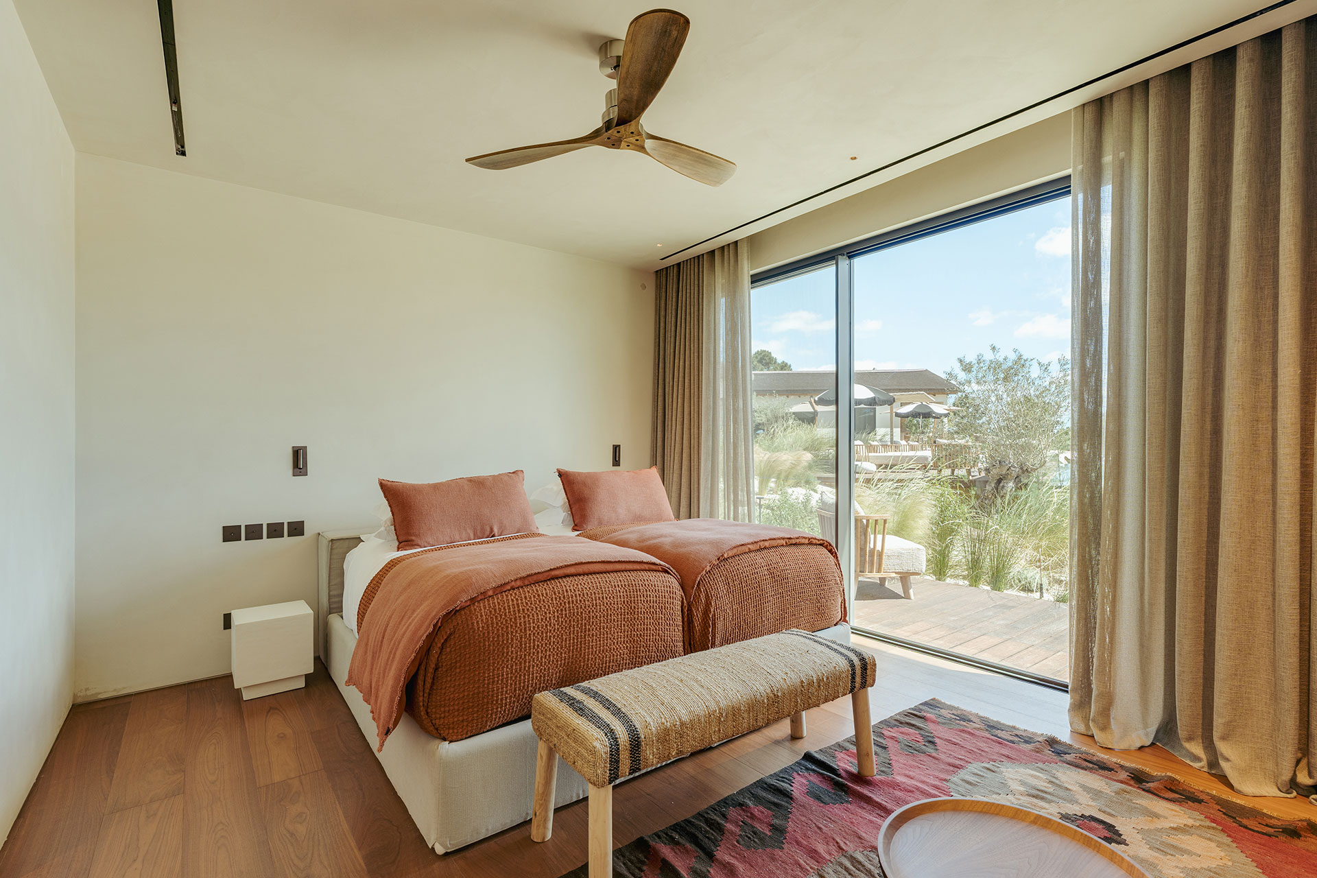 villa-stark_villa_comporta-setubal-portugal_interior-beds.jpg
