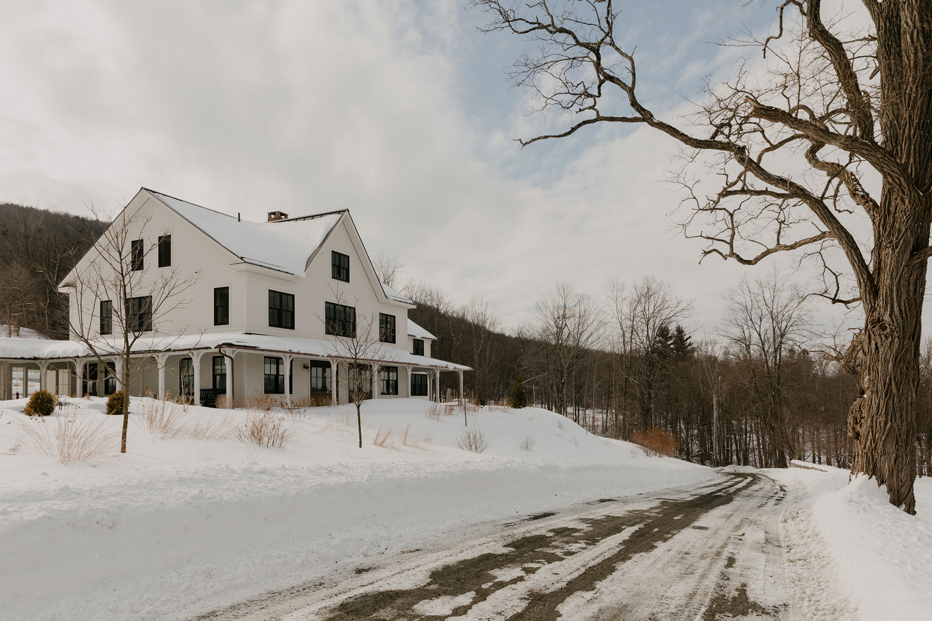 morningside_house_Massachusetts-usa_exterior-snow.jpg