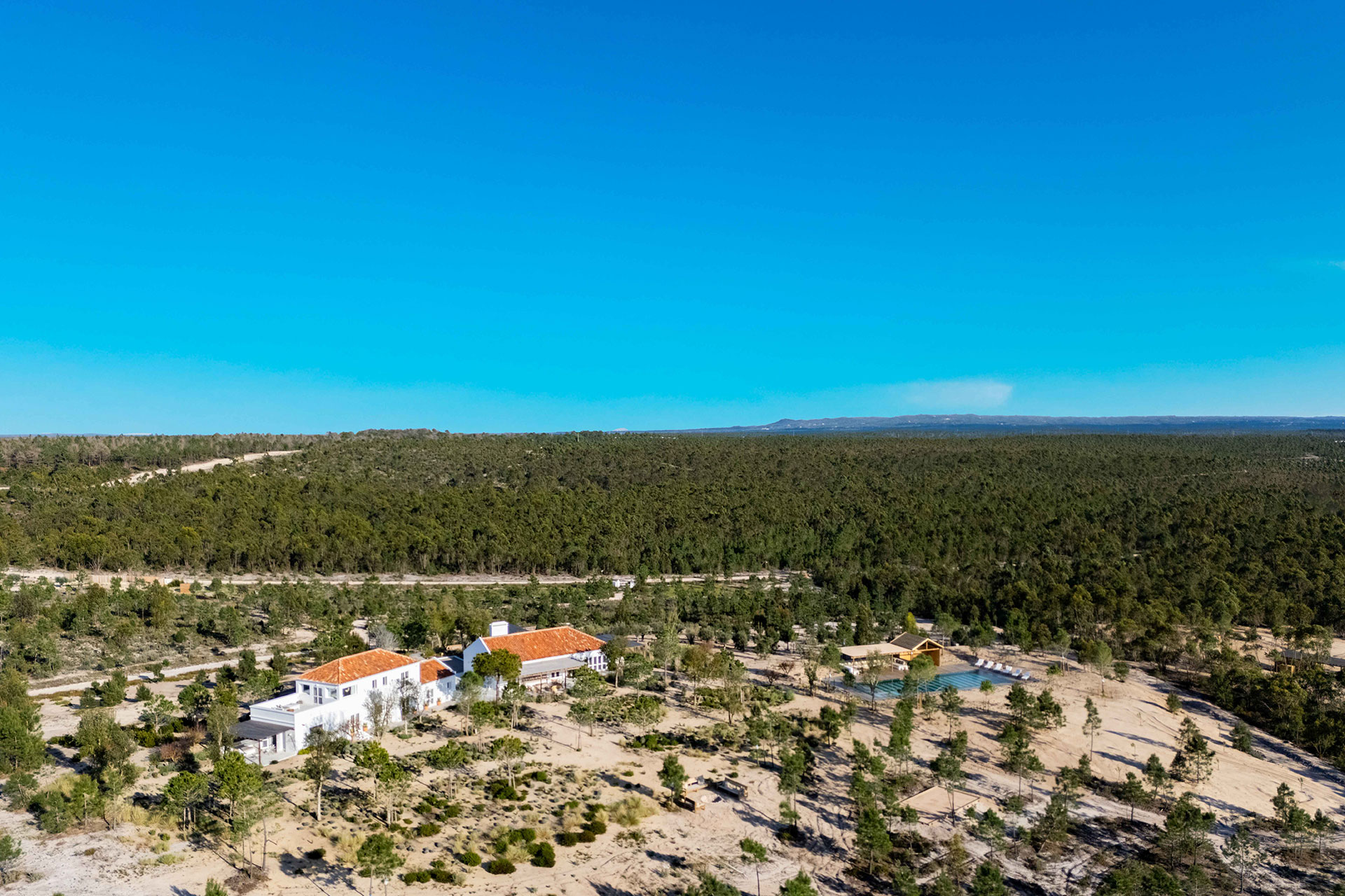 villa-kaba_farmhouse_melides-setubal-portugal_exterior.jpg