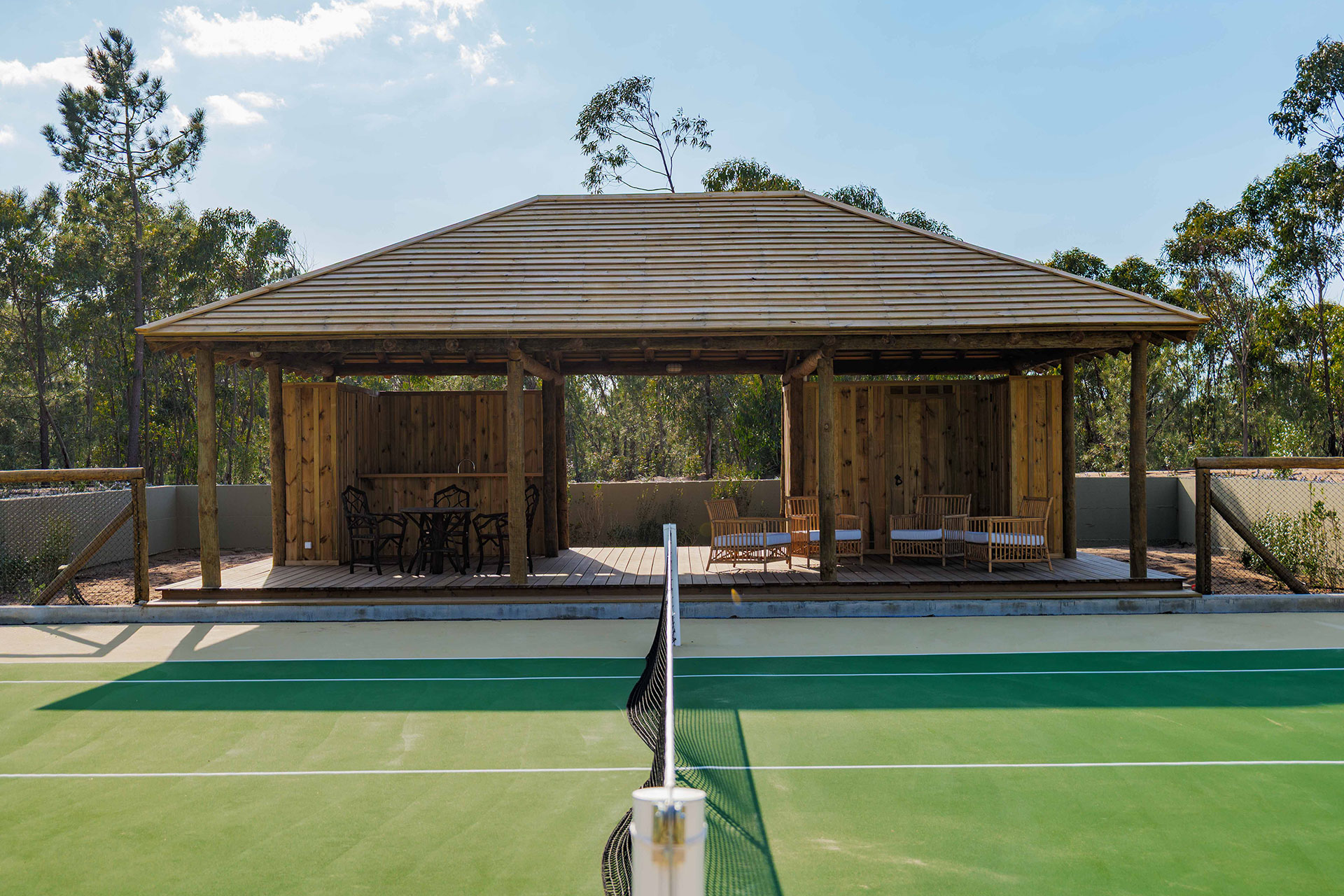 villa-kaba_farmhouse_melides-setubal-portugal_exterior-detail-tenis.jpg