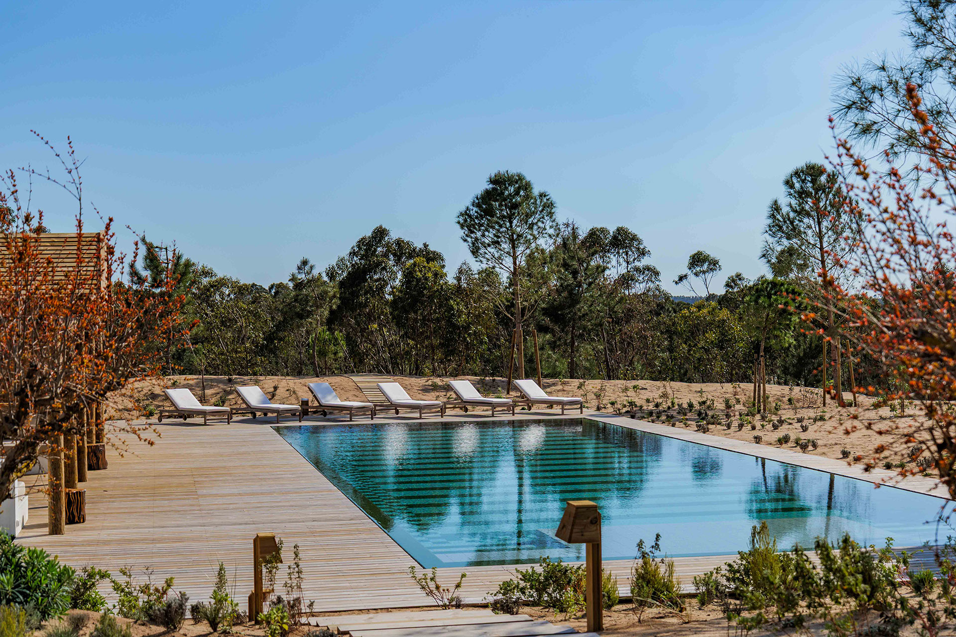 villa-kaba_farmhouse_melides-setubal-portugal_exterior-pool-design.jpg