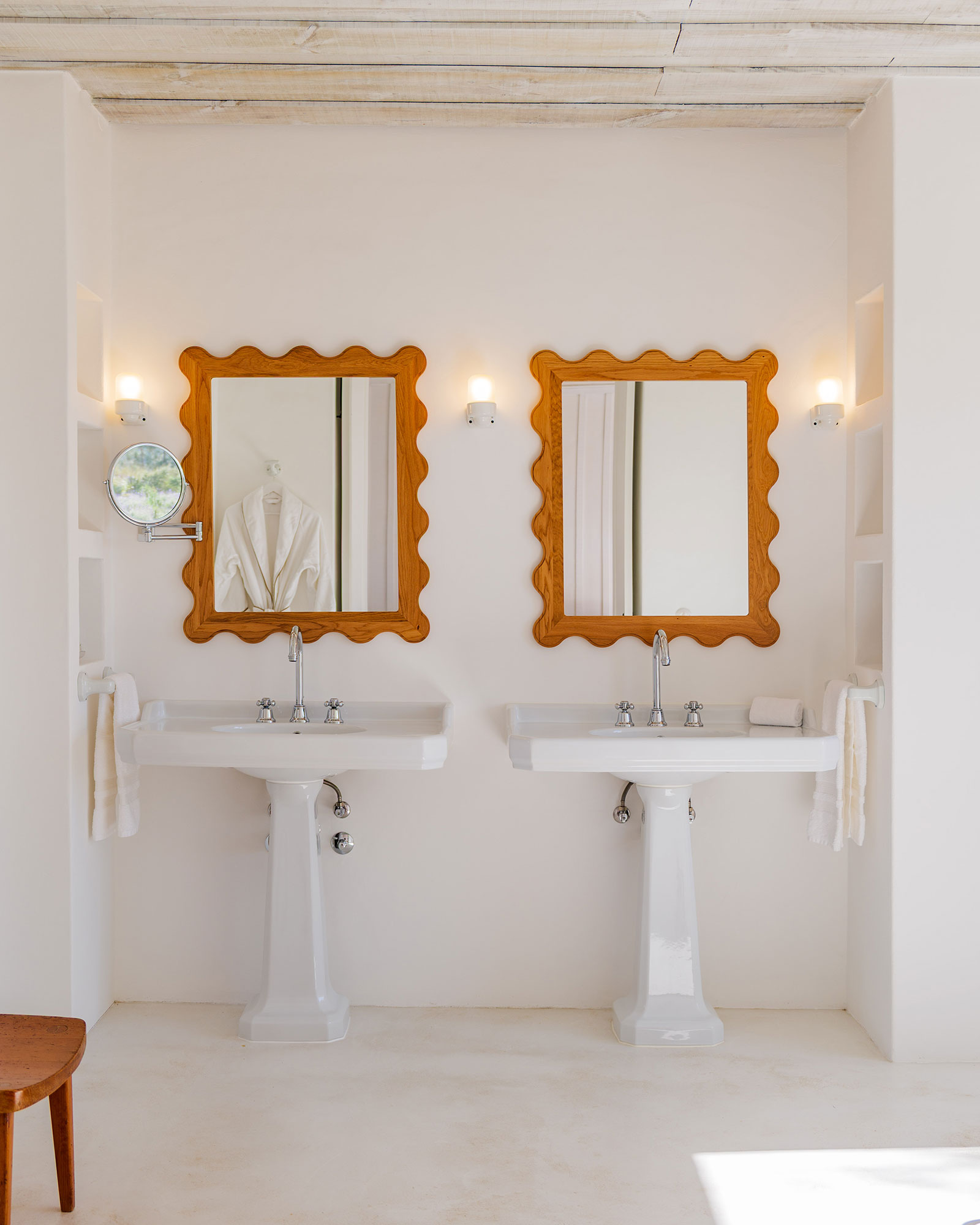villa-kaba_farmhouse_melides-setubal-portugal_interior-bathroom-mirror.jpg