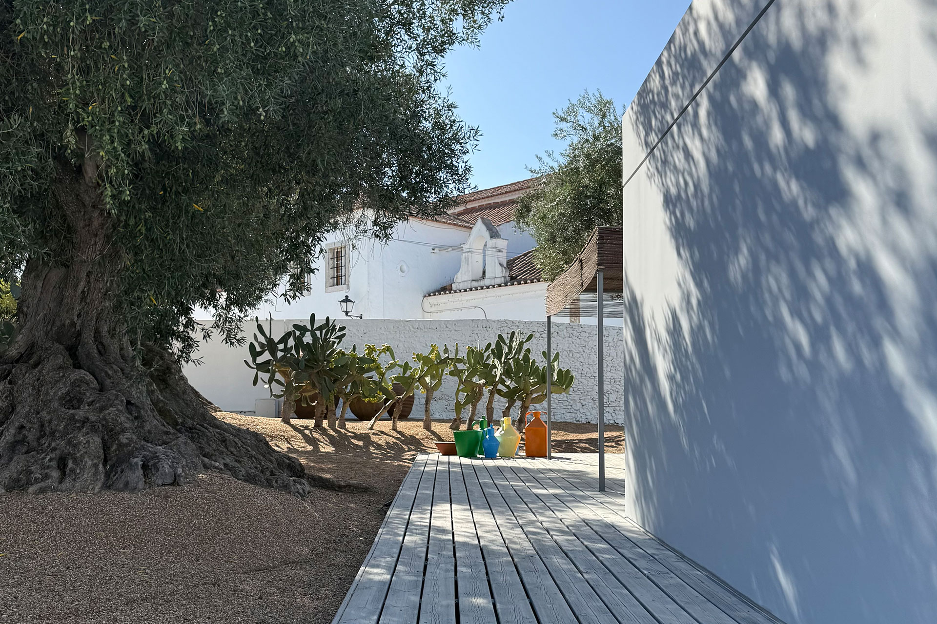 casa-da-matriz_villa_setubal-portugal_exterior-terrace.jpg