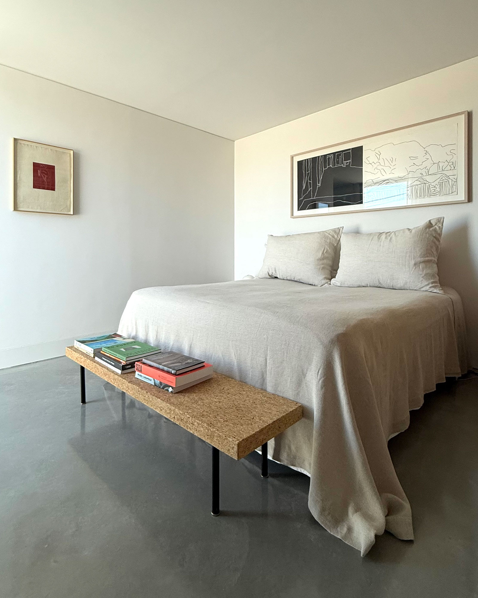 casa-da-matriz_villa_setubal-portugal_interior-bedroom.jpg