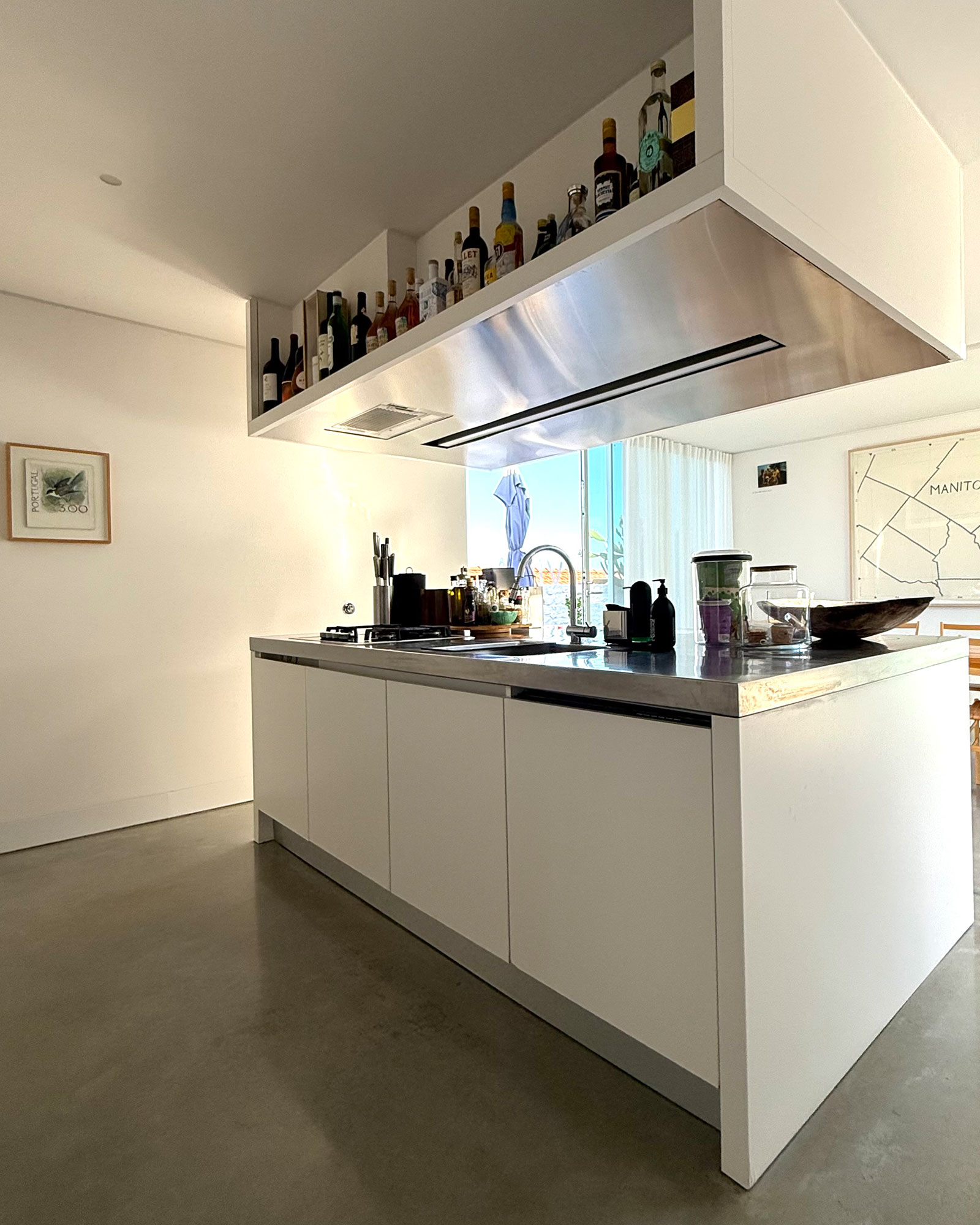 casa-da-matriz_villa_setubal-portugal_interior-kitchen.jpg