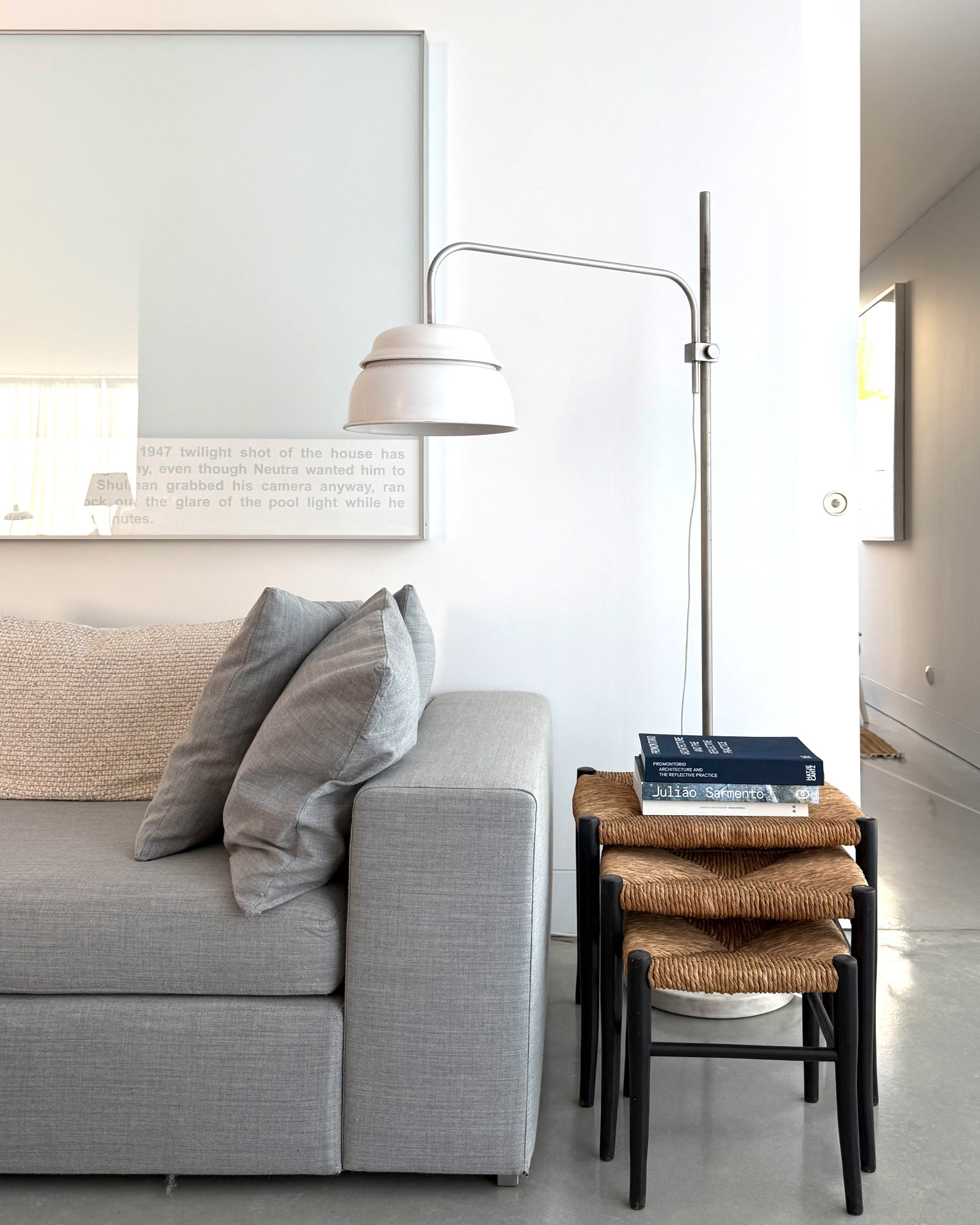 casa-da-matriz_villa_setubal-portugal_interior-lamp.jpg