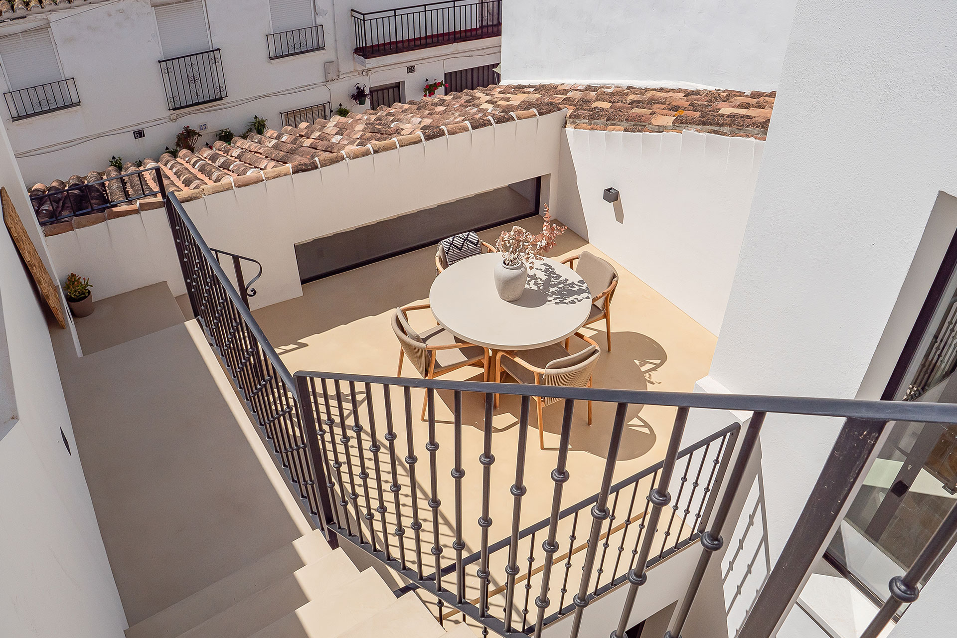 casa-luna-de-miel_townhouse_andalucia-spain_exterior-terrace.jpg
