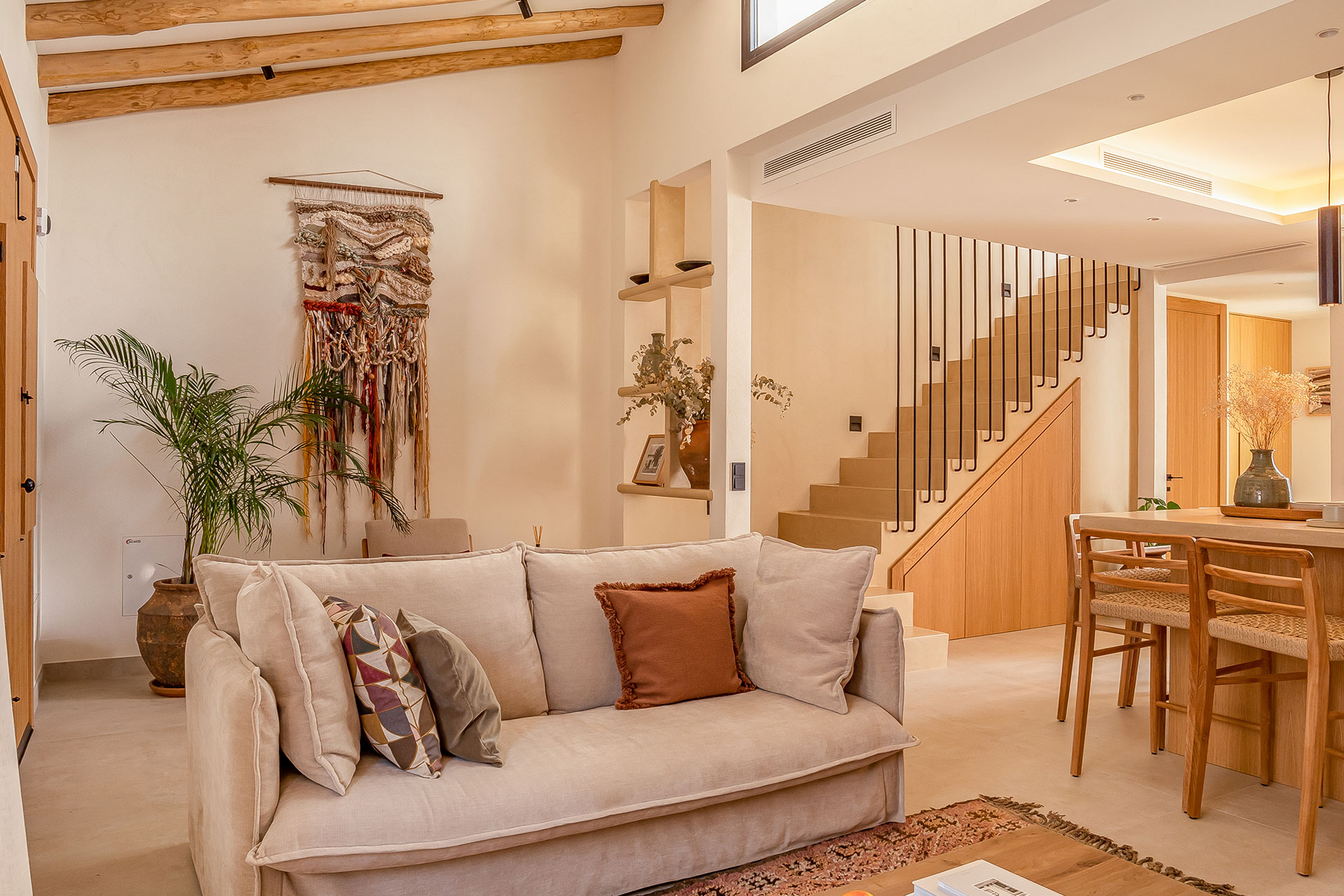 casa-luna-de-miel_townhouse_andalucia-spain_interior-living.jpg
