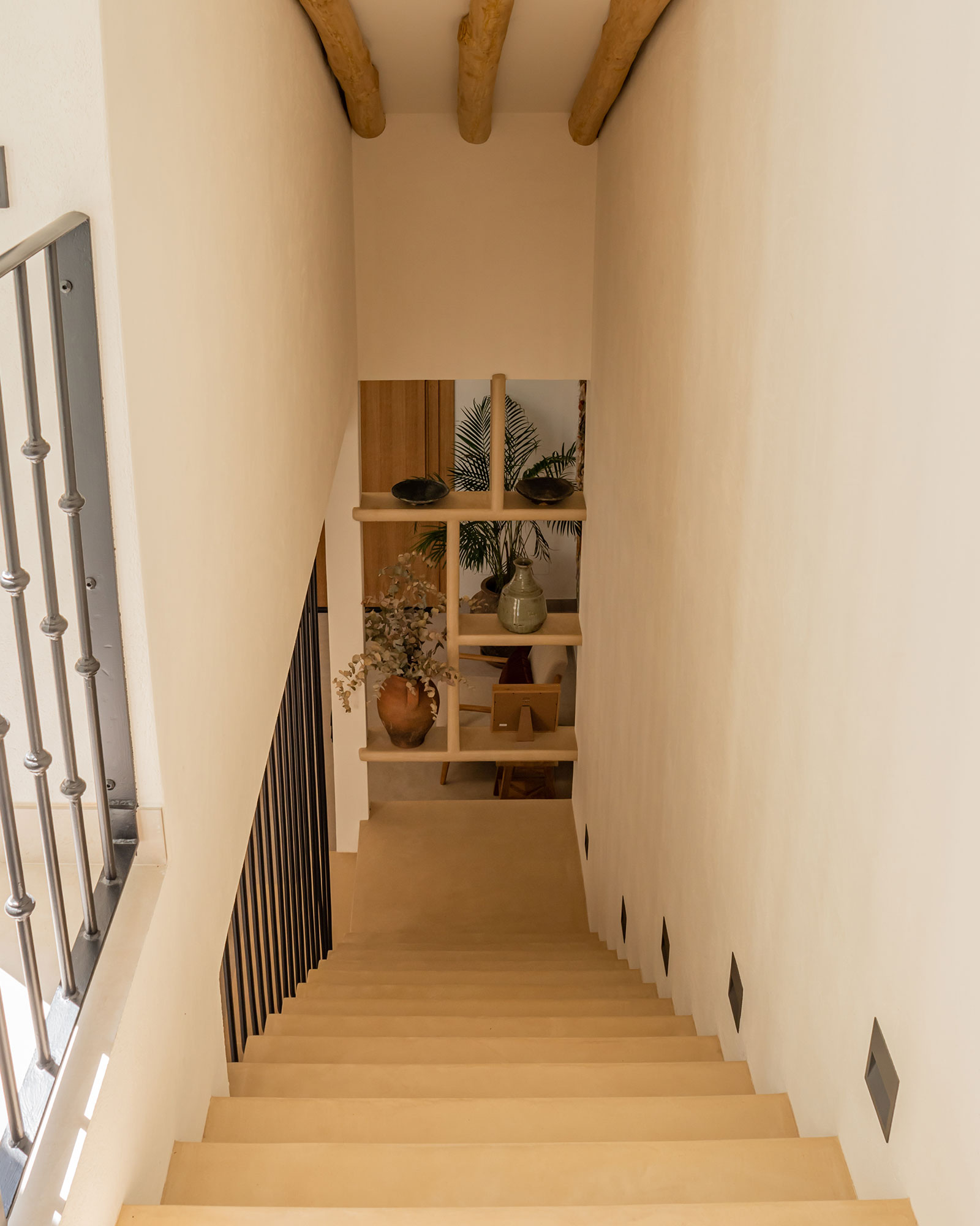 casa-luna-de-miel_townhouse_andalucia-spain_interior-stairs.jpg