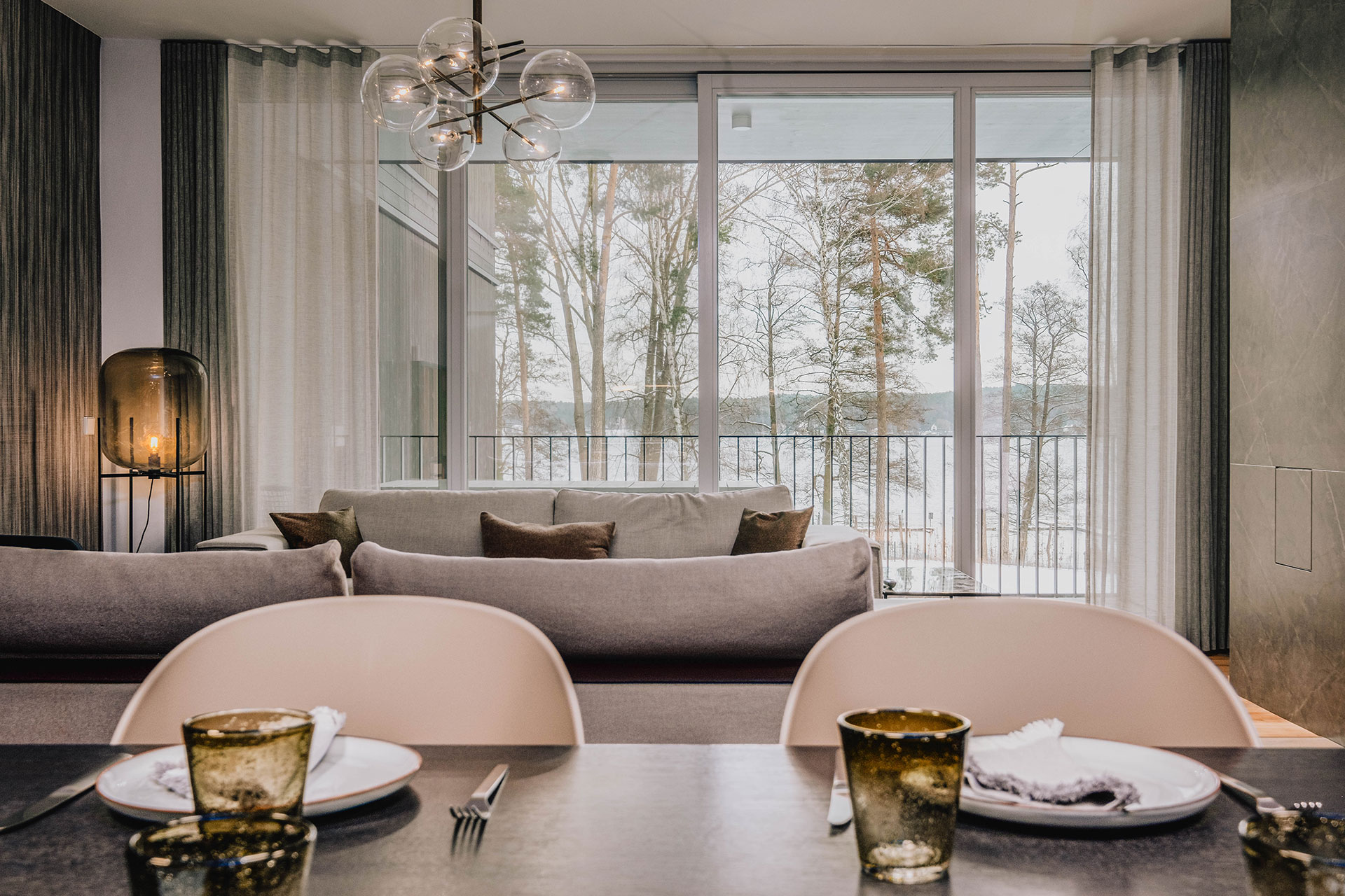 the-chipp-lakeside-design-apartment_apartment_Brandenburg-germany_interior.jpg