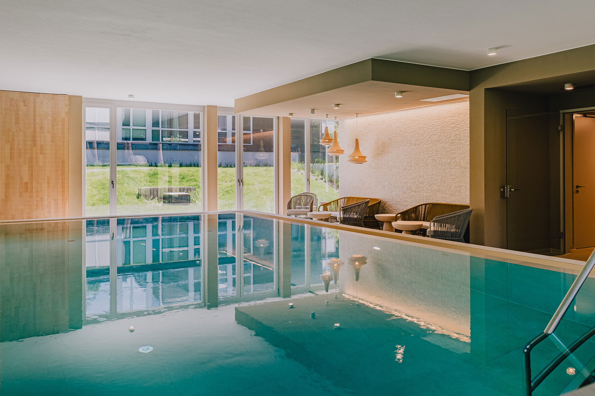 the-chipp-lakeside-design-apartment_apartment_Brandenburg-germany_interior-pool-design.jpg