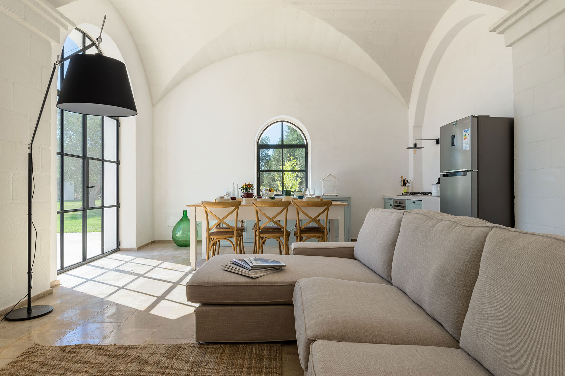 villa-luce_villa_puglia-italy_interior-space.jpg