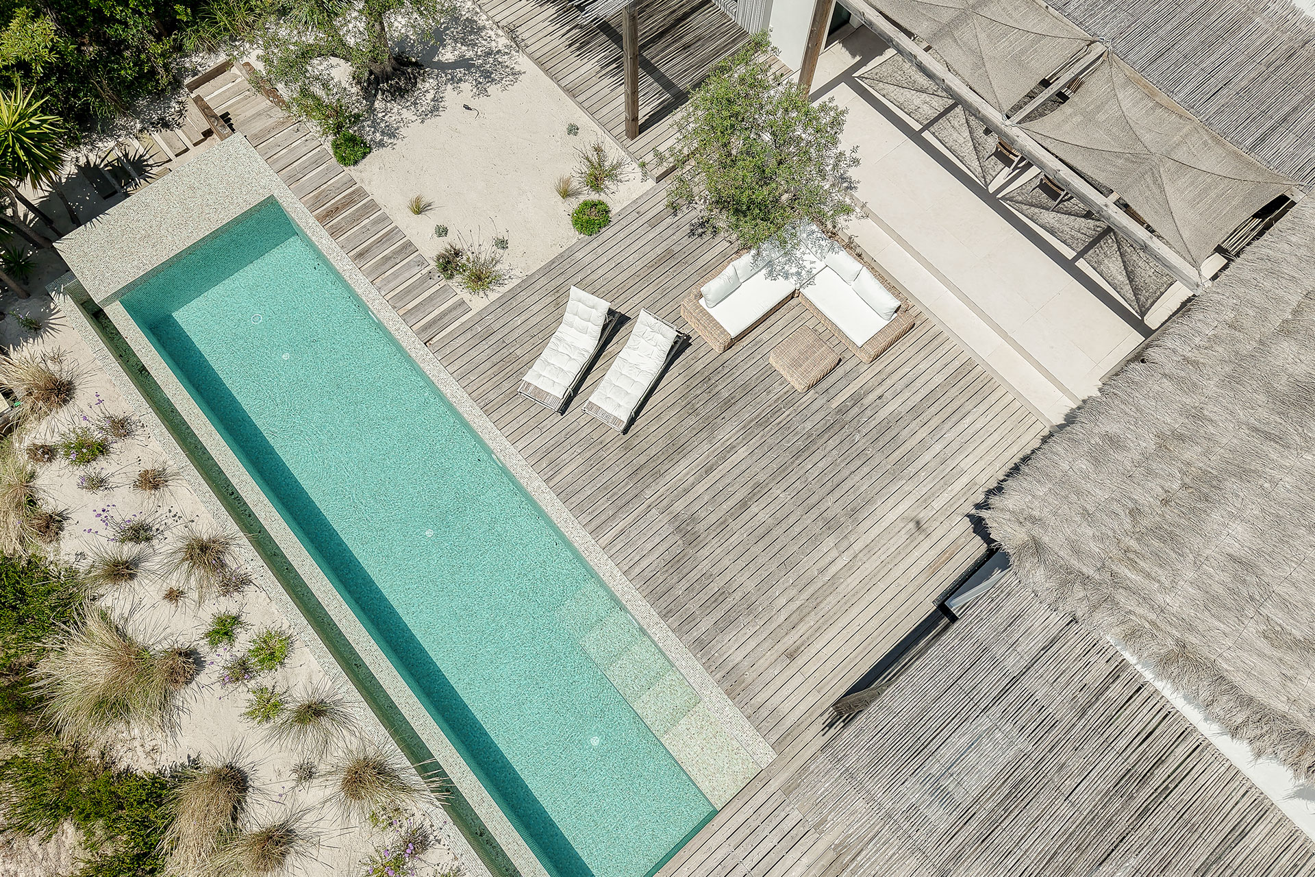 casa-quatro-ventos_villa_comporta-setubal-portugal_exterior-drone-pool.jpg