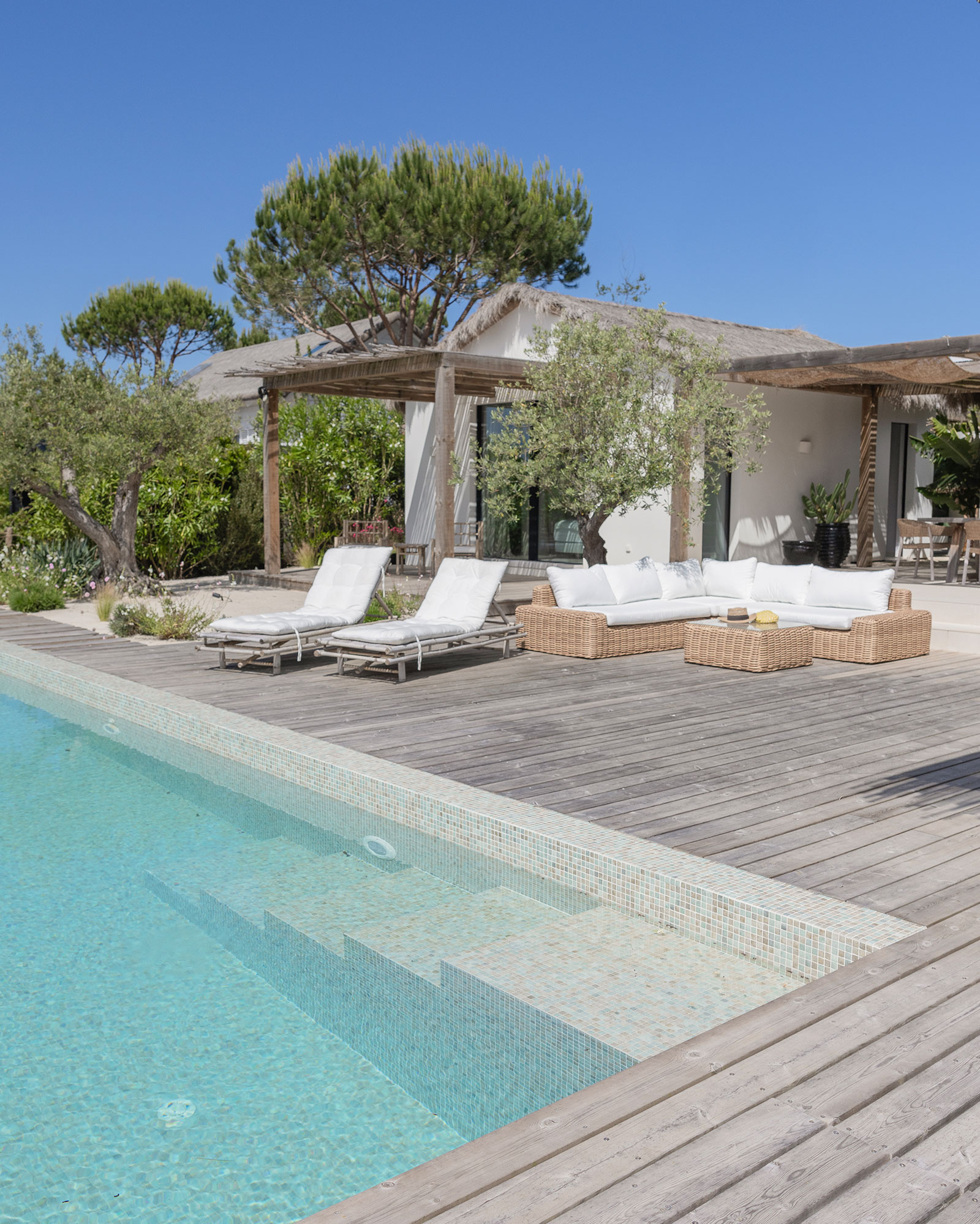 casa-quatro-ventos_villa_comporta-setubal-portugal_exterior-pool-space.jpg