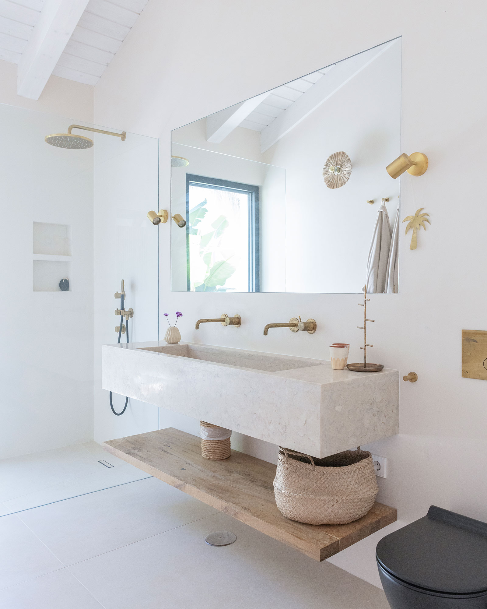 casa-quatro-ventos_villa_comporta-setubal-portugal_interior-bathroom-space.jpg