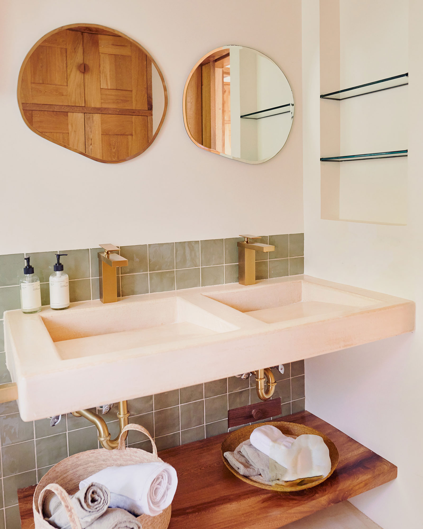 la-higuera_house_troncones-mexico_interior-bathroom-design.jpg