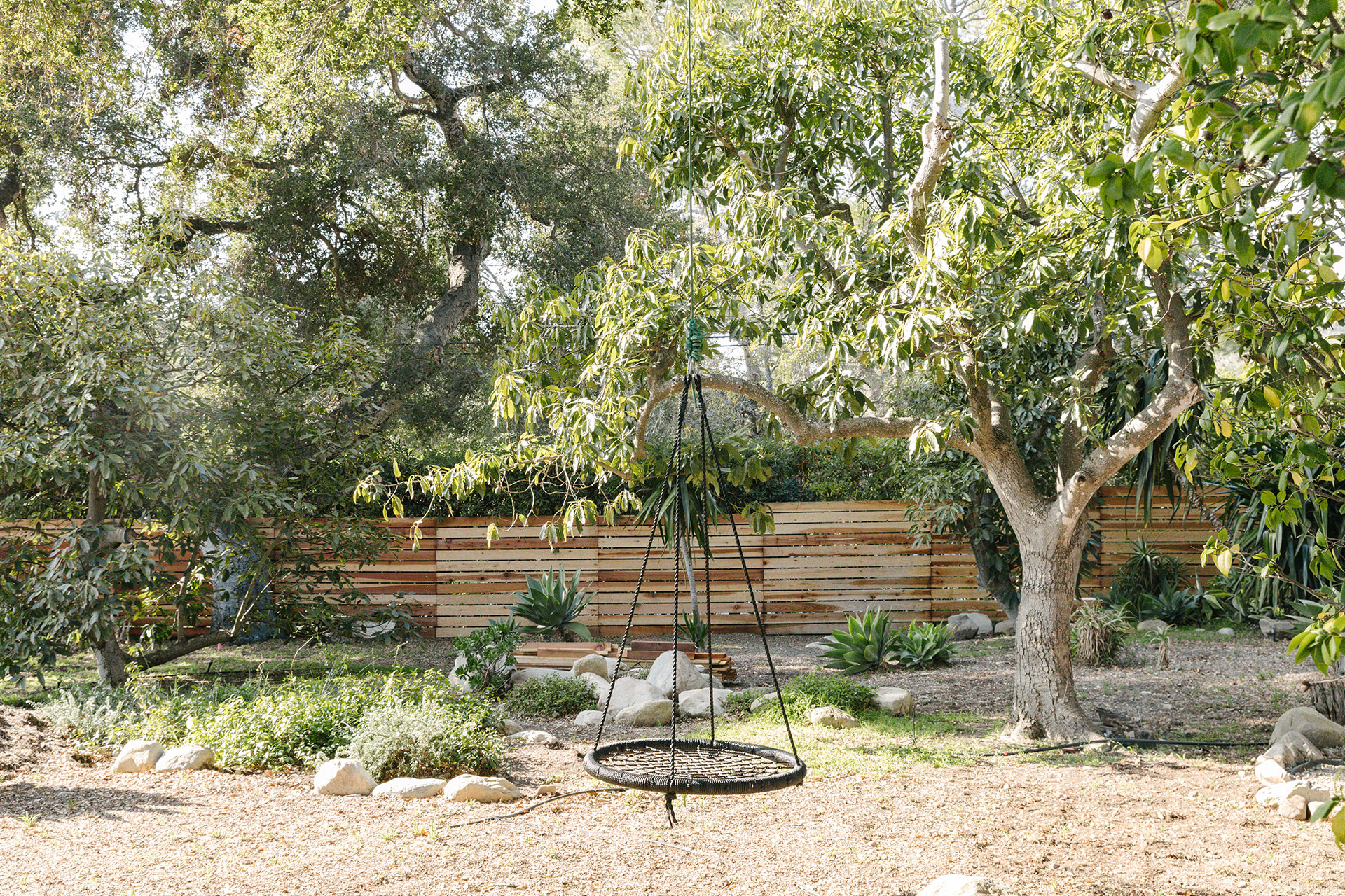 daughters-orchard_house_california-usa_exterior-detail.jpg