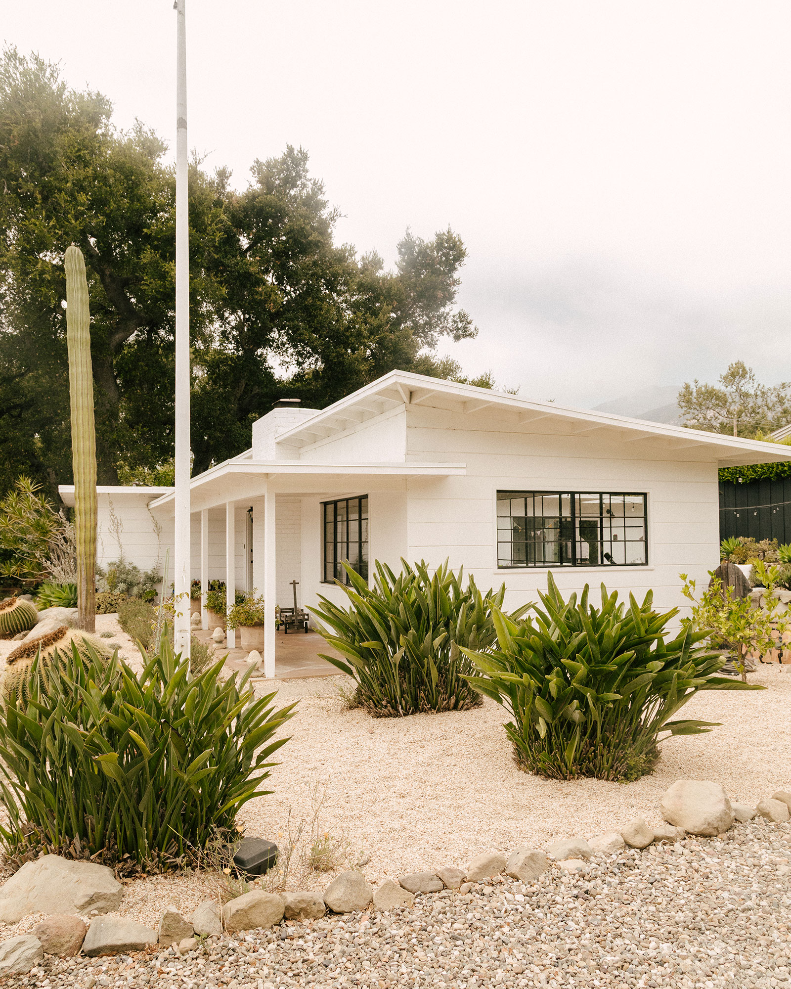 daughters-orchard_house_california-usa_exterior-house.jpg