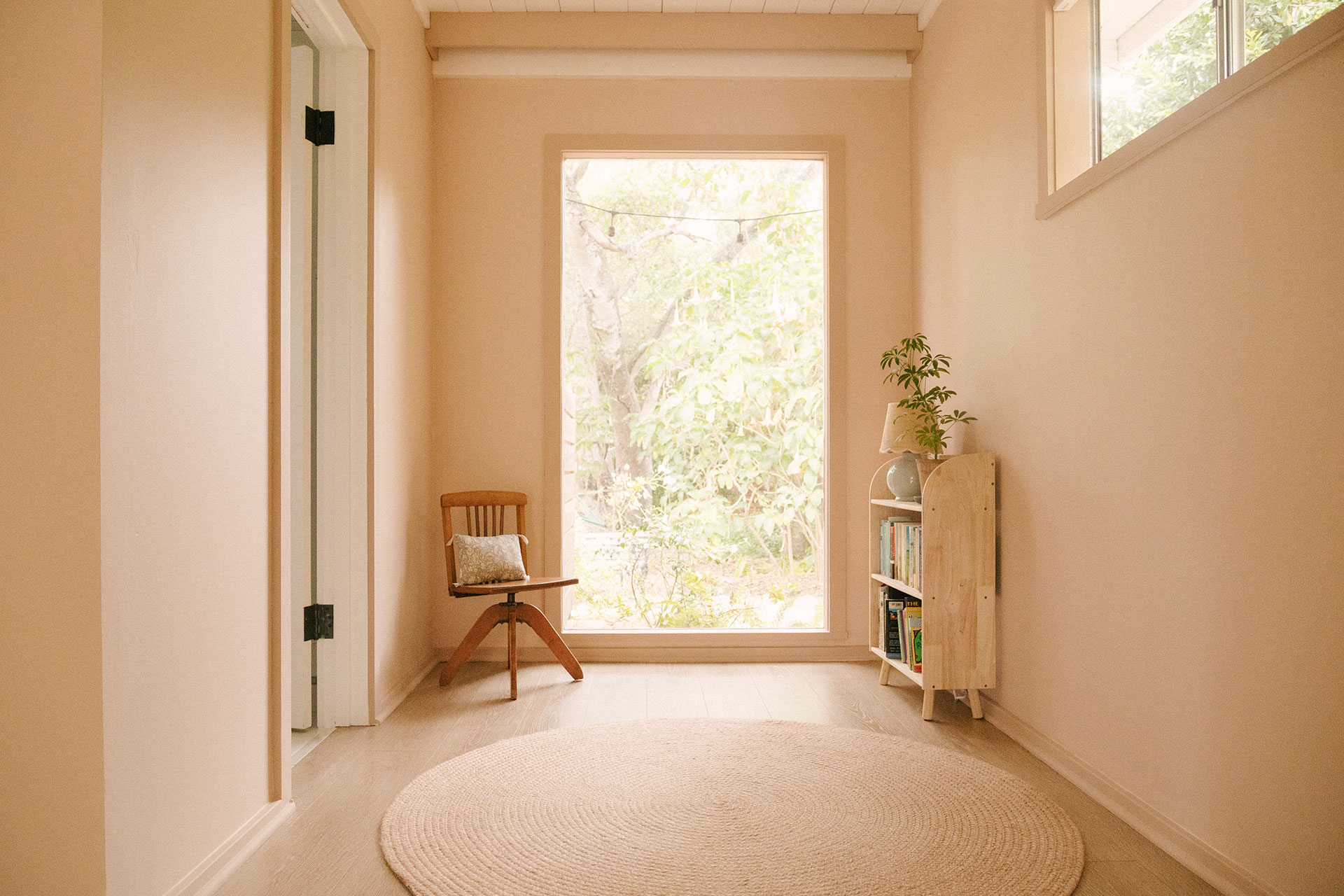 daughters-orchard_house_california-usa_interior-pink-room.jpg