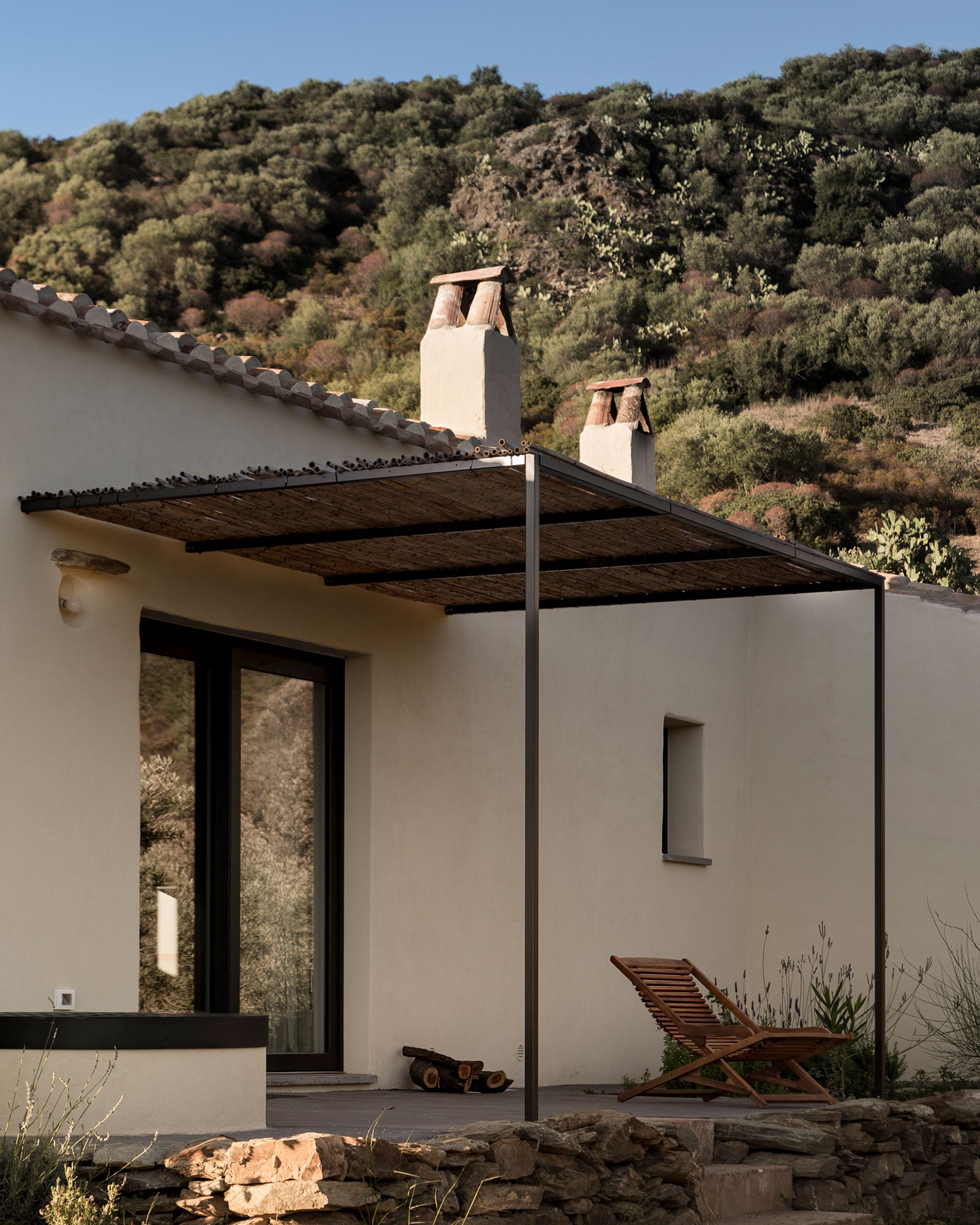 luxi-bia-casa-cubo_apartment_sardinia-italy_exterior.jpg