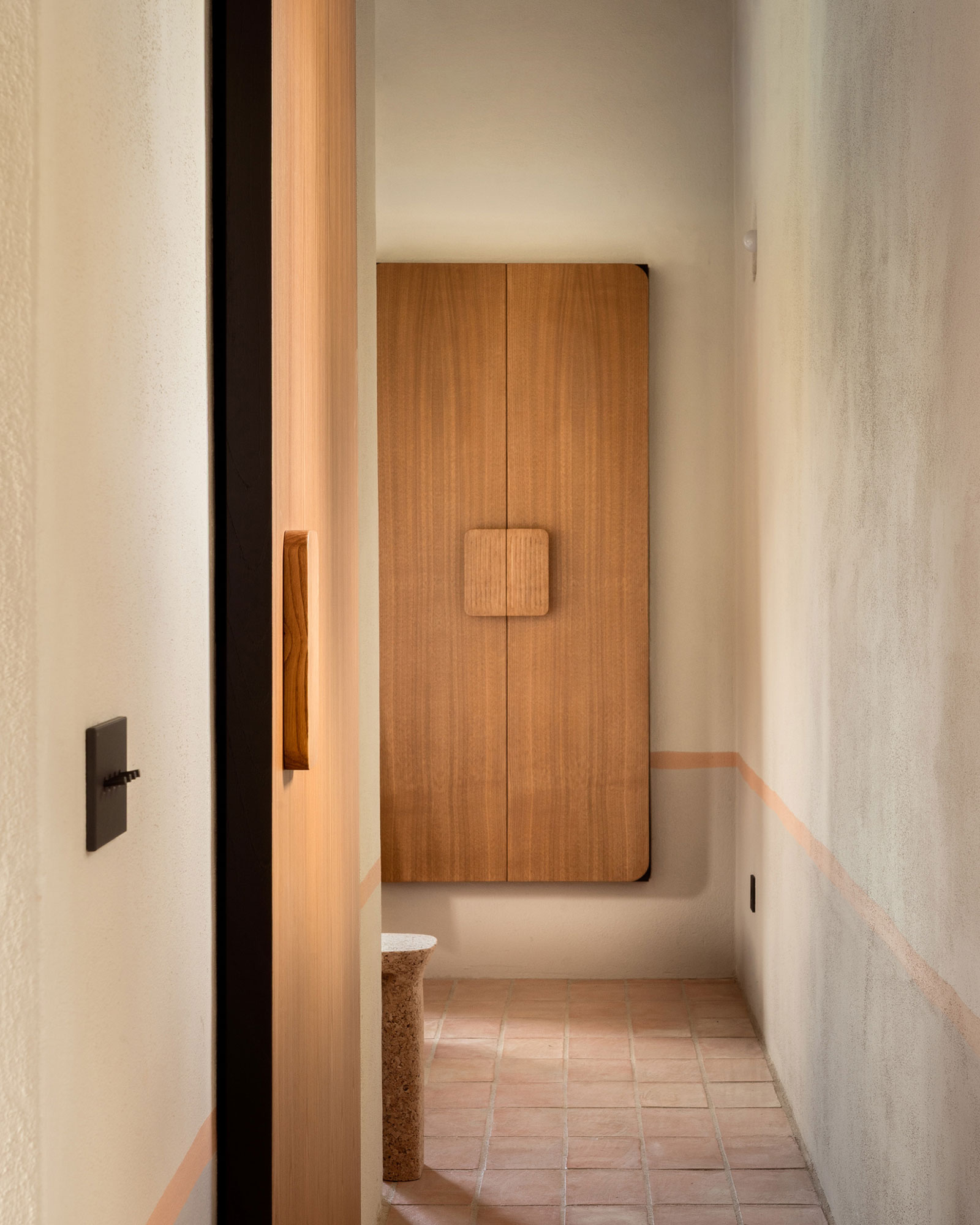 luxi-bia-casa-cubo_apartment_sardinia-italy_interior-detail.jpg