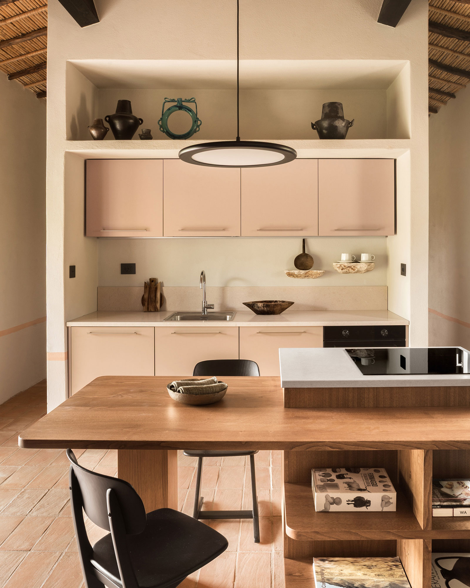 luxi-bia-casa-cubo_apartment_sardinia-italy_interior-kitchen.jpg