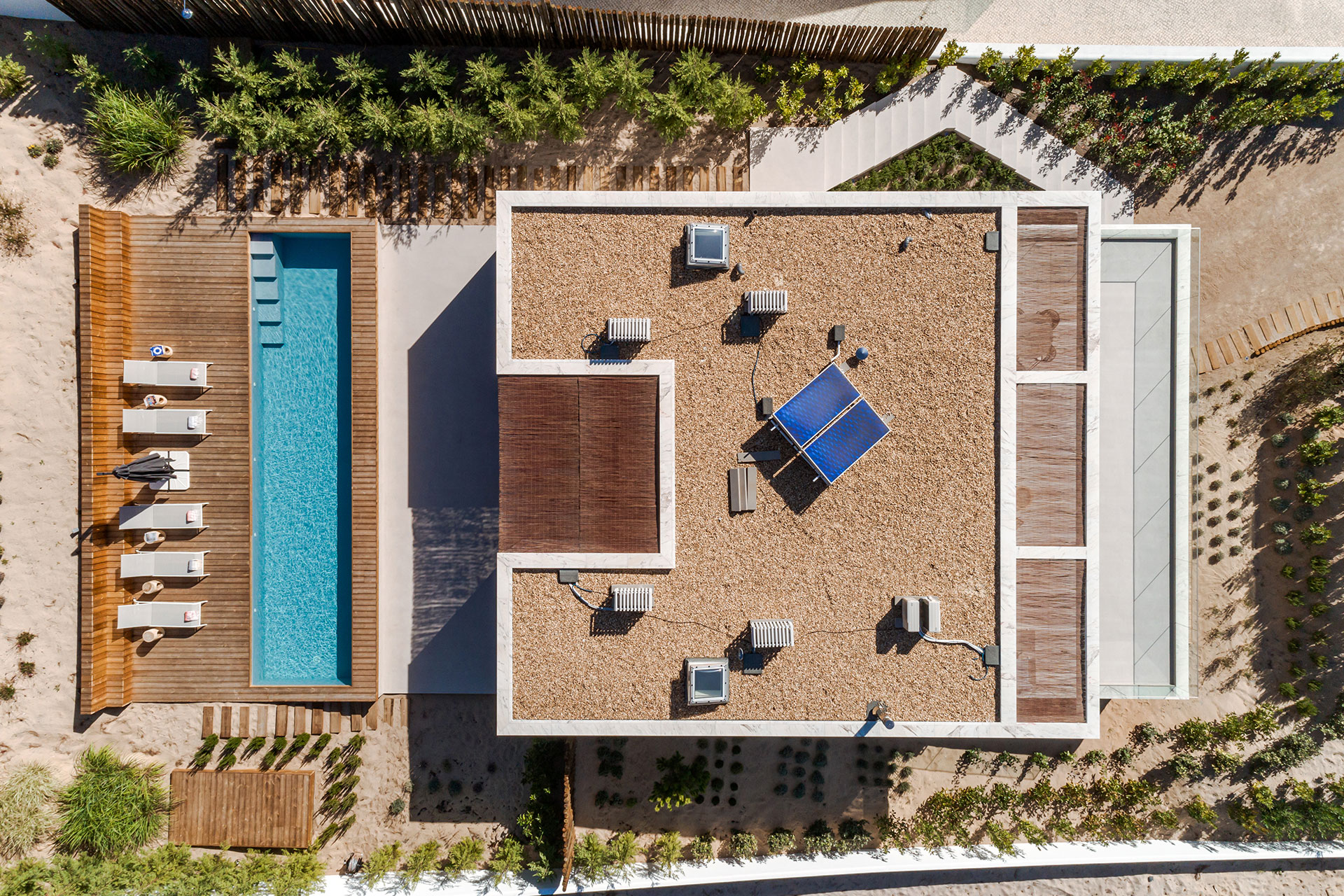 casa-da-palicada_villa_setubal-portugal_exterior-drone.jpg